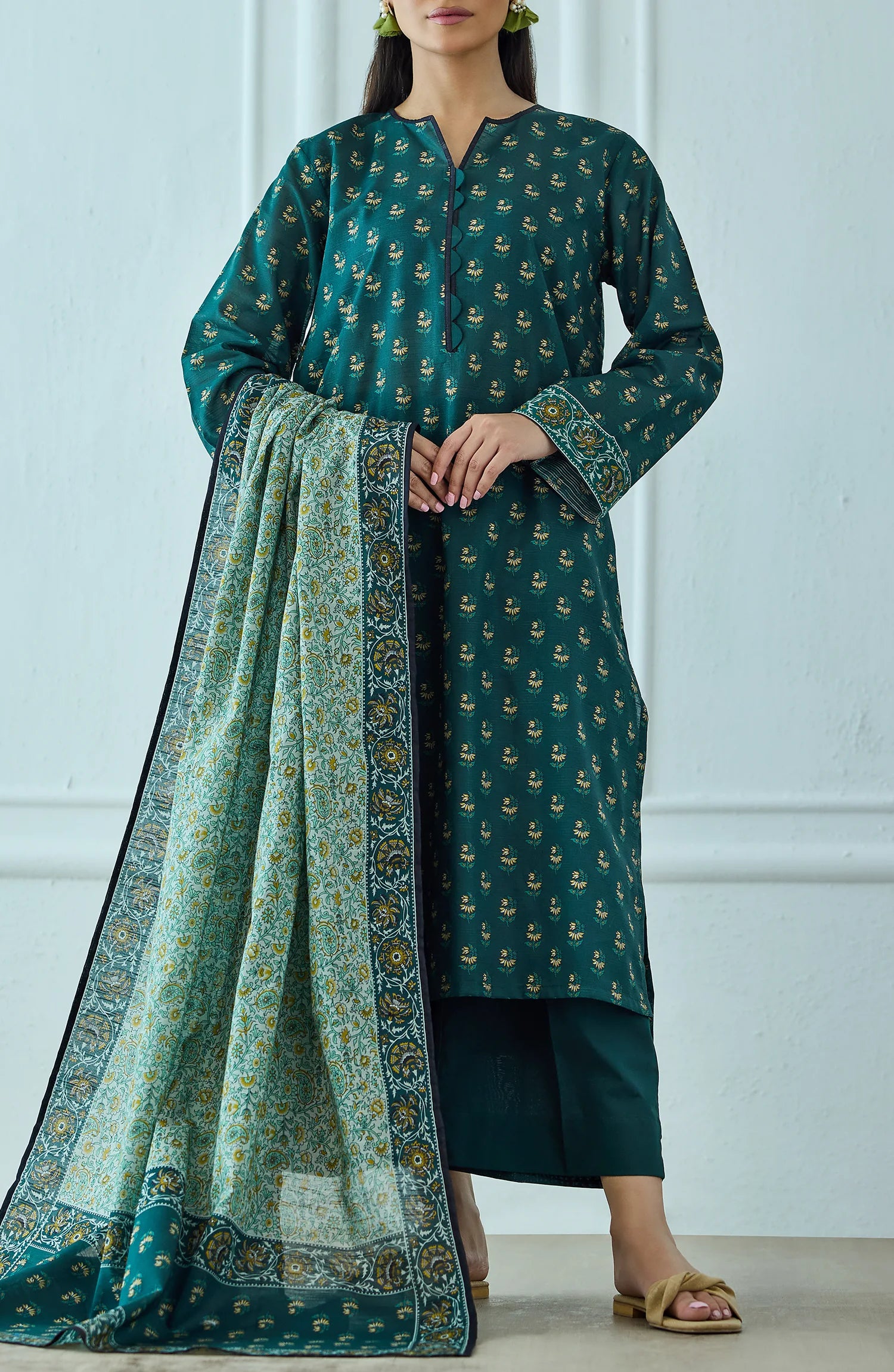 Unstitched | 3 Piece | Printed | Texture Lawn Shirt | OTL-25-468/U GREEN