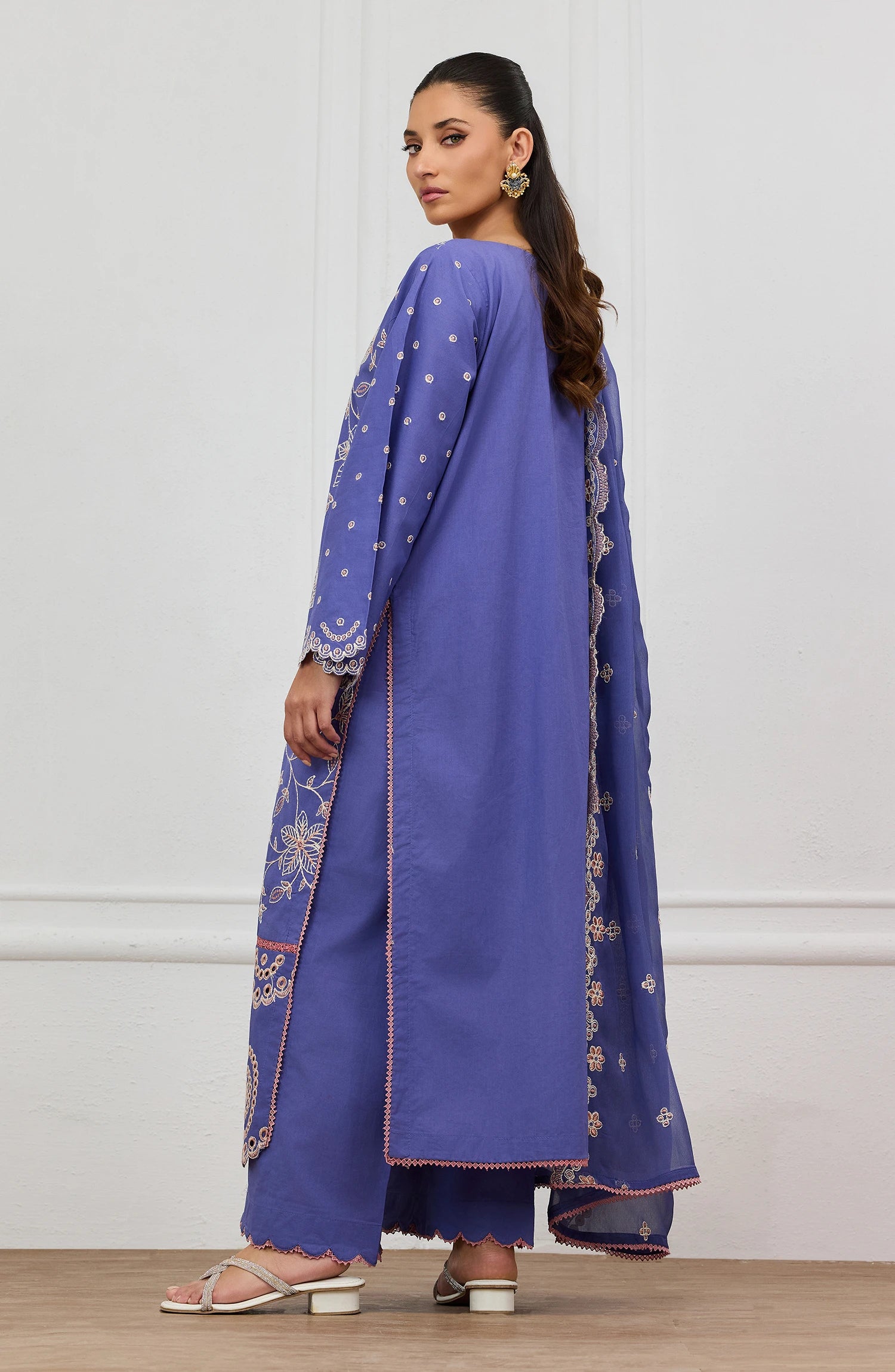 Unstitched | 3 Piece | Embroidered | CHEKINKARI Shirt | WRFC25S-3029/U BLUE