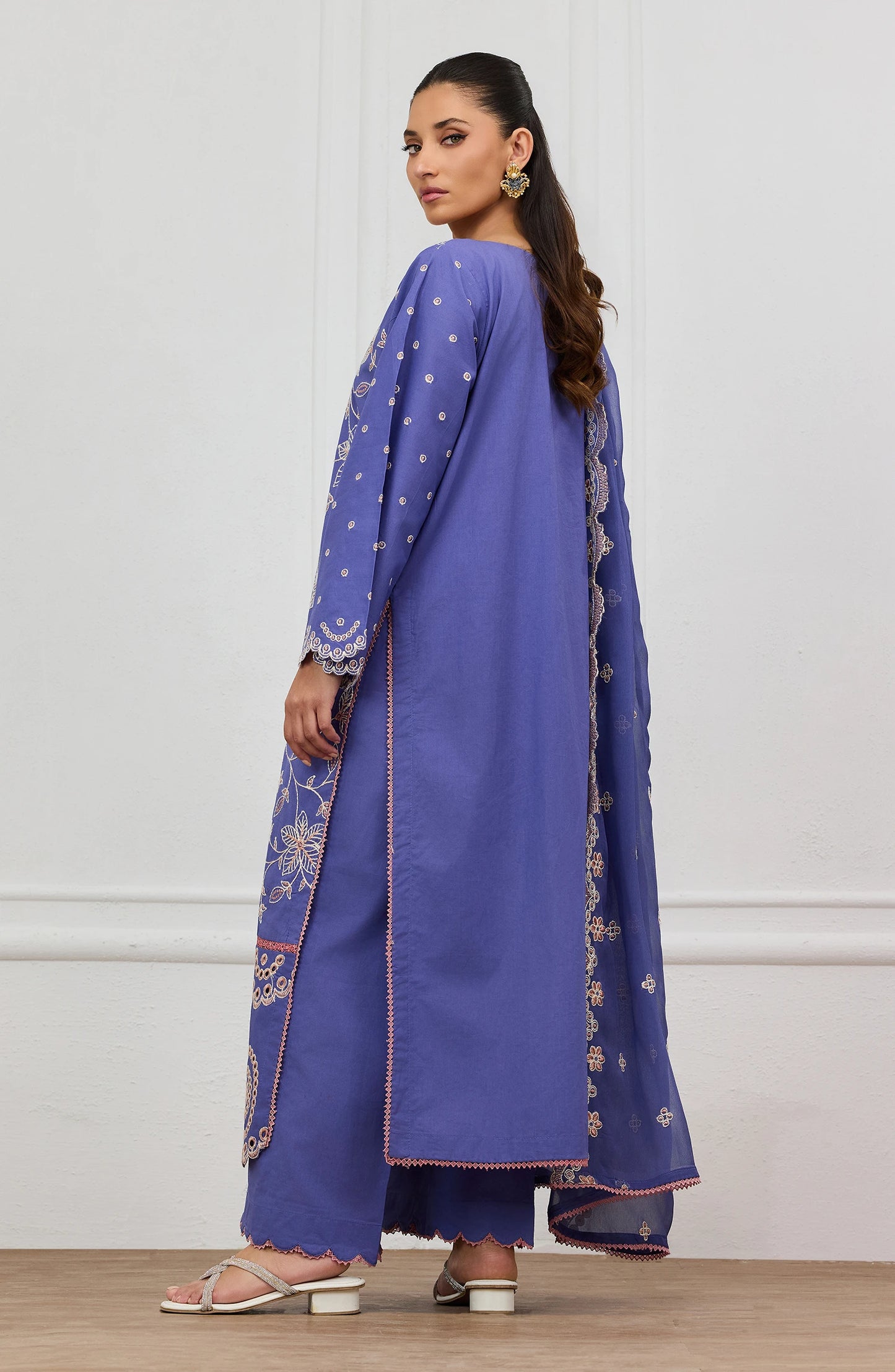 Unstitched | 3 Piece | Embroidered | CHEKINKARI Shirt | WRFC25S-3029/U BLUE