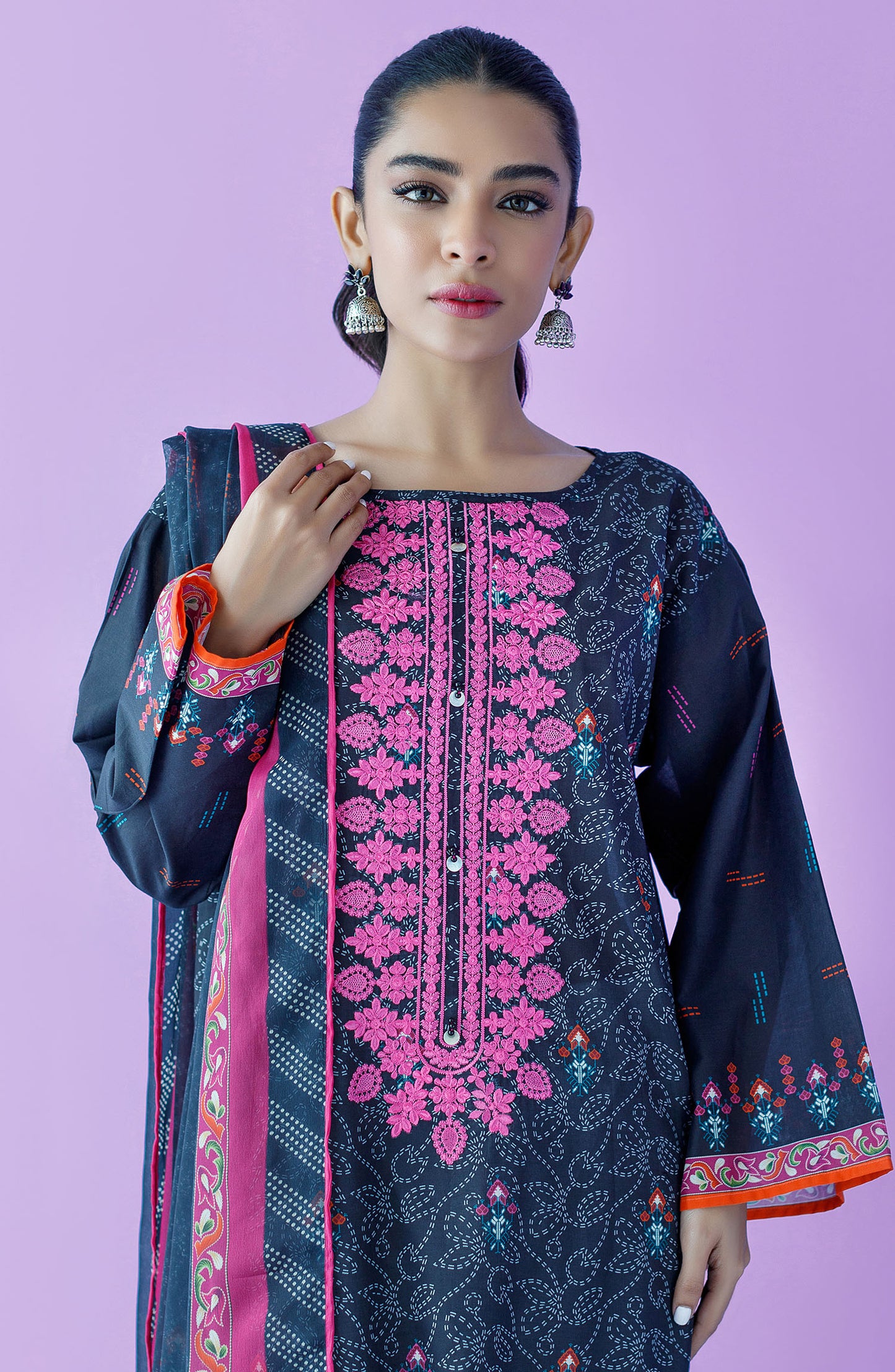 NRDS-23-068/U BLACK LAWN  UNSTITCHED SHIRT DUPATTA