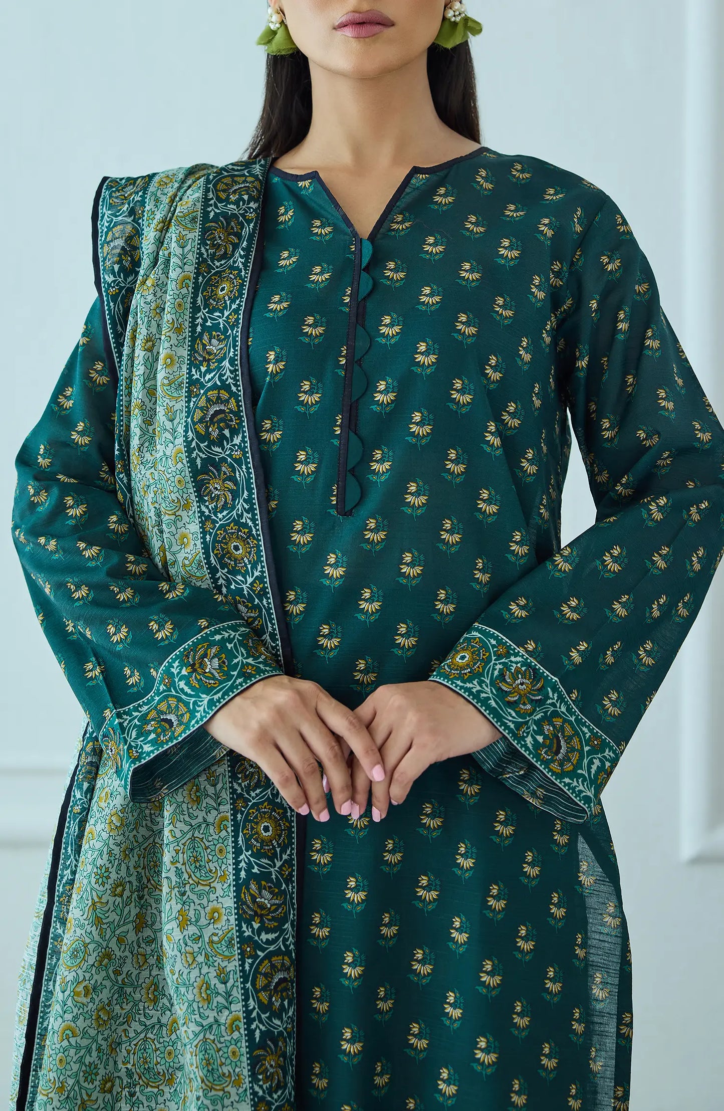 Unstitched | 3 Piece | Printed | Texture Lawn Shirt | OTL-25-468/U GREEN