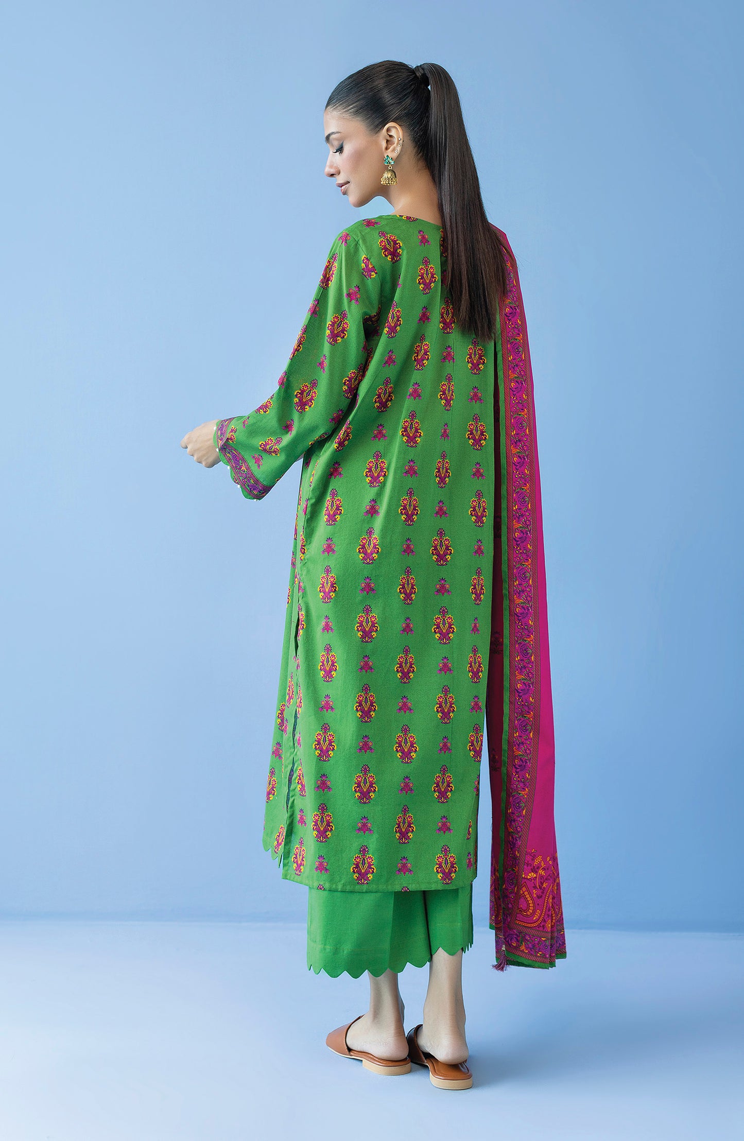 OTL-23-296/U GREEN CAMBRIC  UNSTITCHED SHIRT DUPATTA PANTS