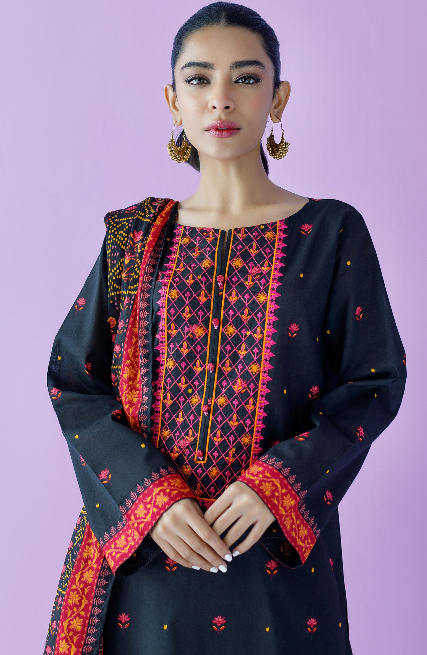 NRDS-23-061/U BLACK LAWN  UNSTITCHED SHIRT DUPATTA