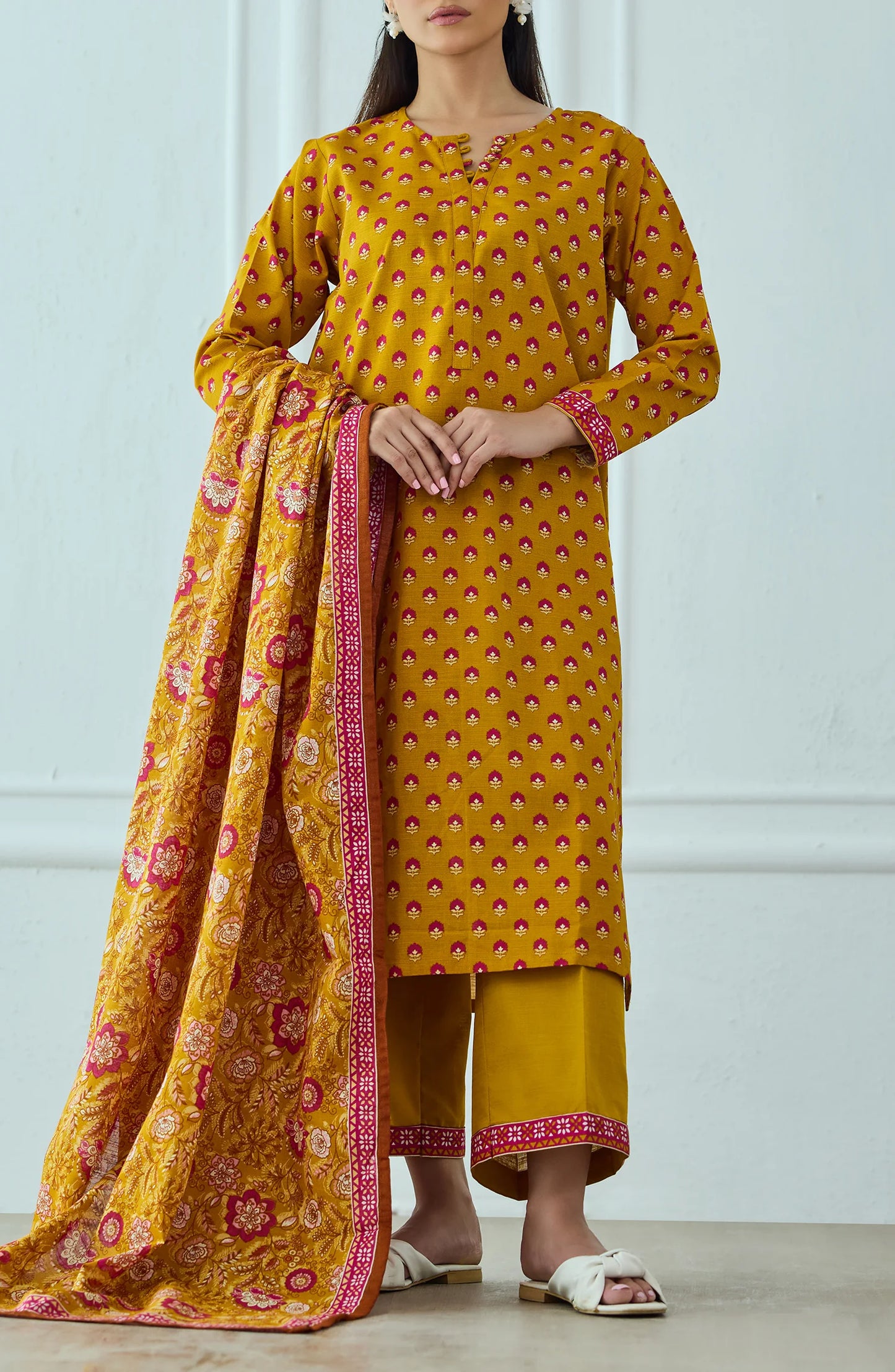 Unstitched | 3 Piece | Printed | Khaddar Shirt | OTL-25-479/U OCHRE