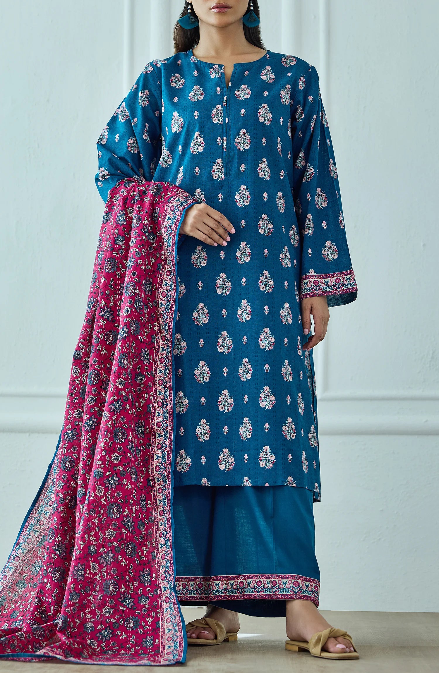 Unstitched | 3 Piece | Printed | Khaddar Shirt | OTL-25-420/U BLUE