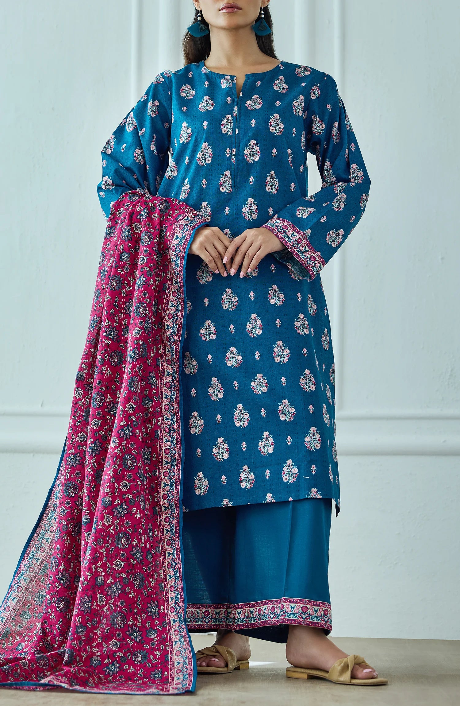 Unstitched | 3 Piece | Printed | Khaddar Shirt | OTL-25-420/U BLUE