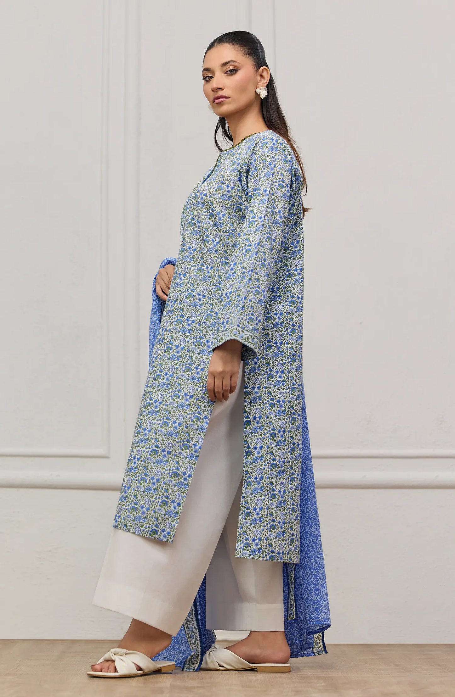 Unstitched | 3 Piece | Printed | Lawn Shirt | OTL-20445/U WHITE