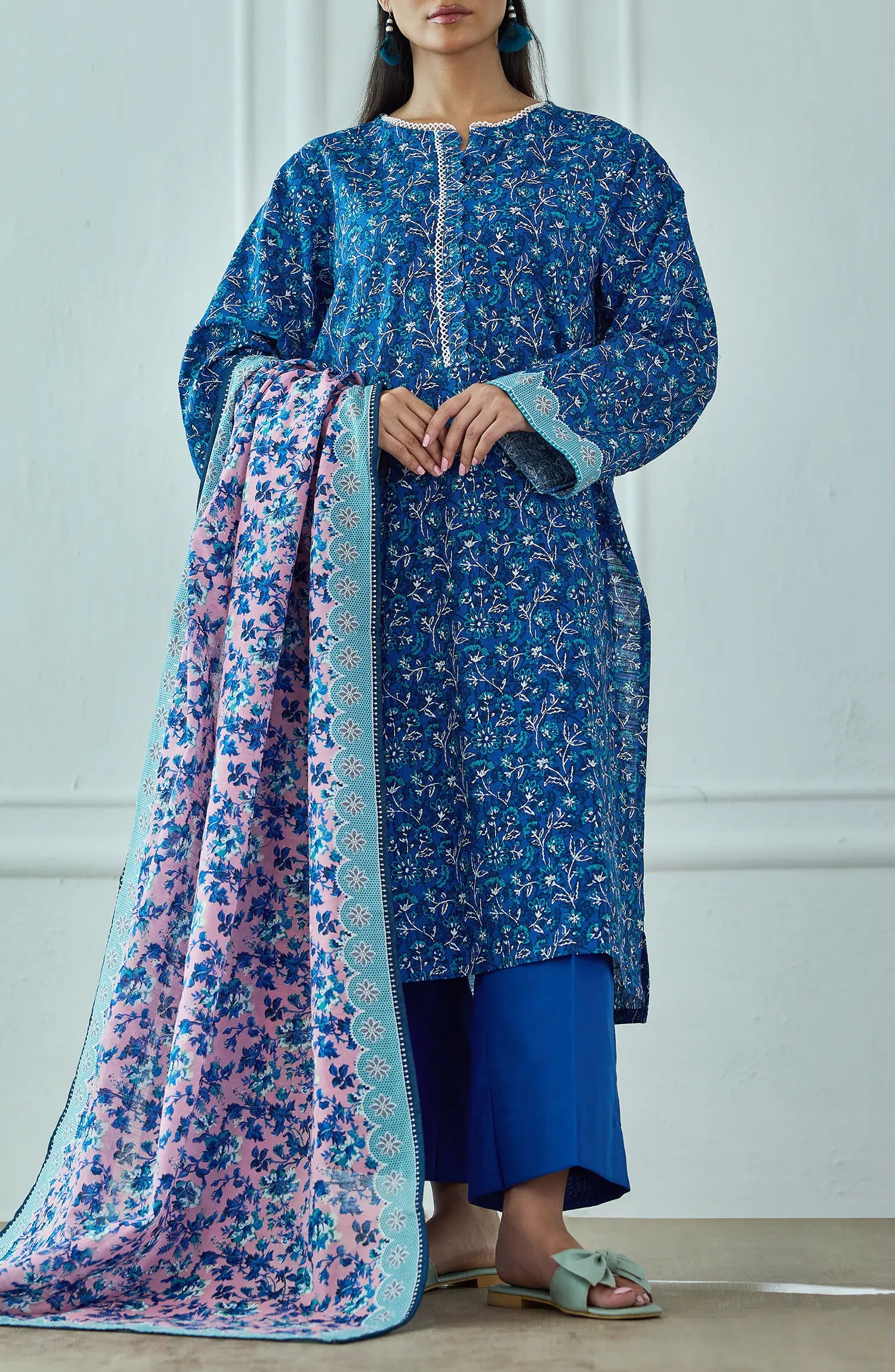 Unstitched | 3 Piece | Printed | Khaddar Shirt | OTL-25-419/U BLUE