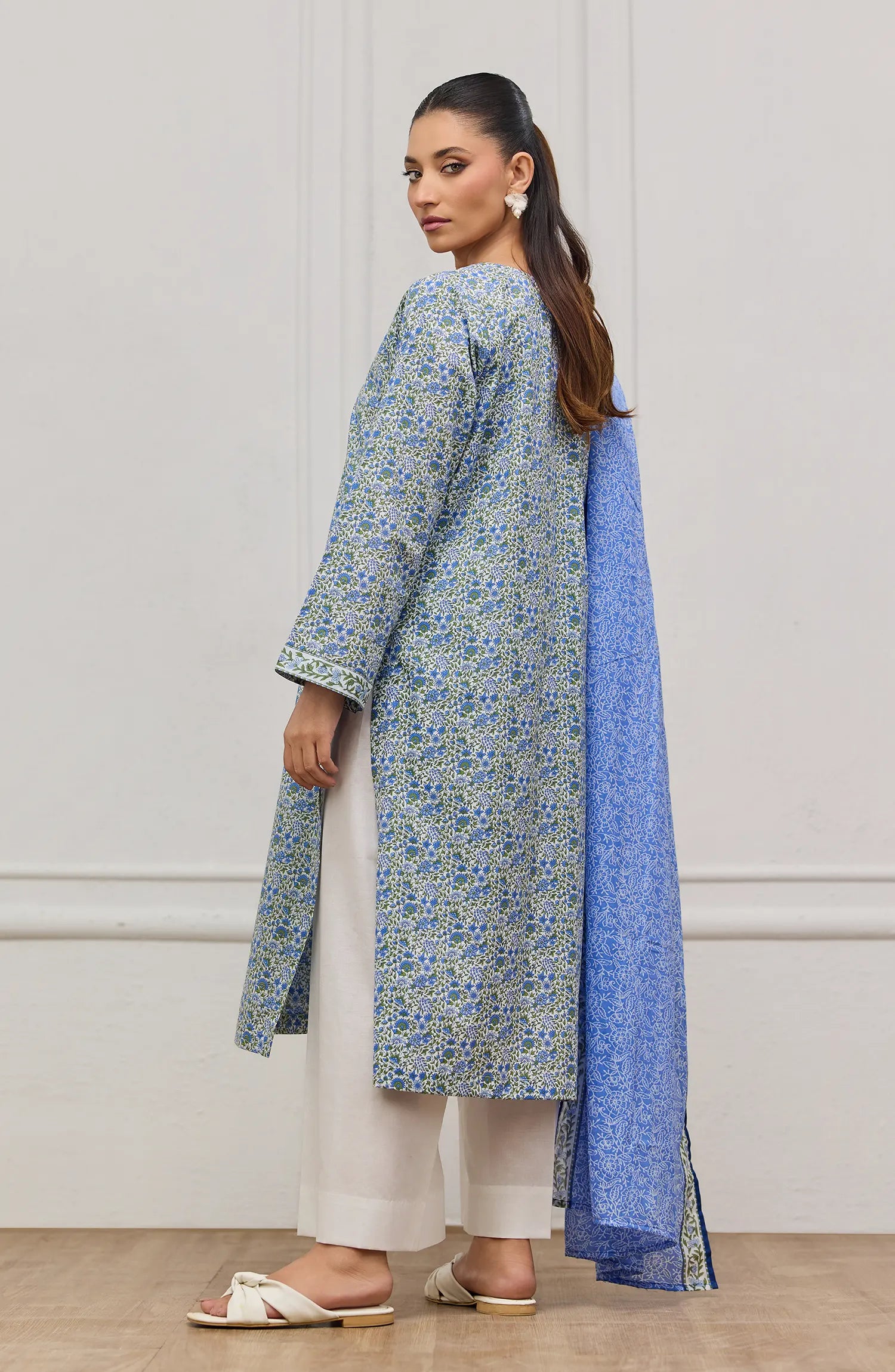 Unstitched | 3 Piece | Printed | Lawn Shirt | OTL-20445/U WHITE