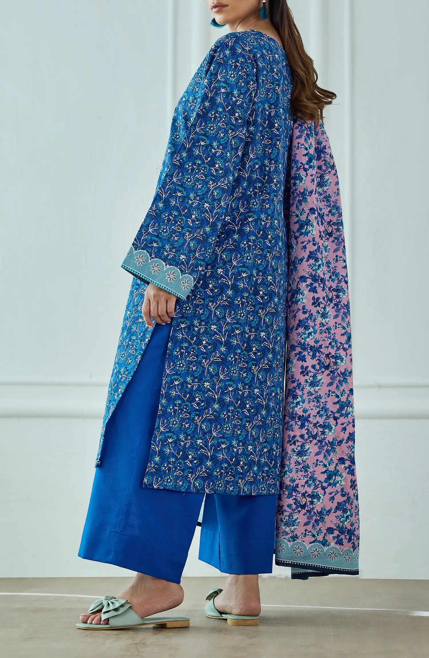 Unstitched | 3 Piece | Printed | Khaddar Shirt | OTL-25-419/U BLUE