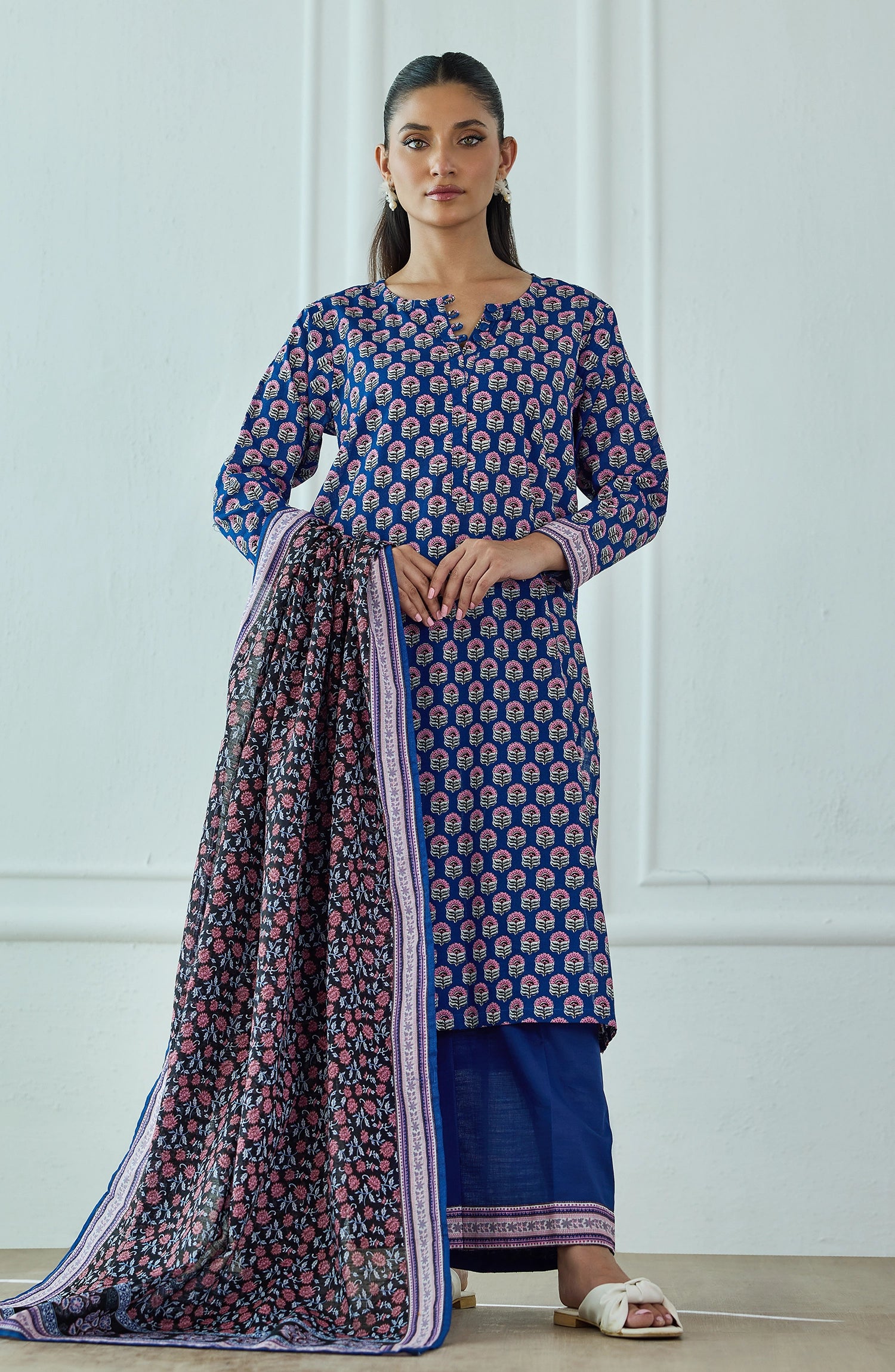 Unstitched | 3 Piece | Printed | Khaddar Shirt | OTL-25-442/U BLUE