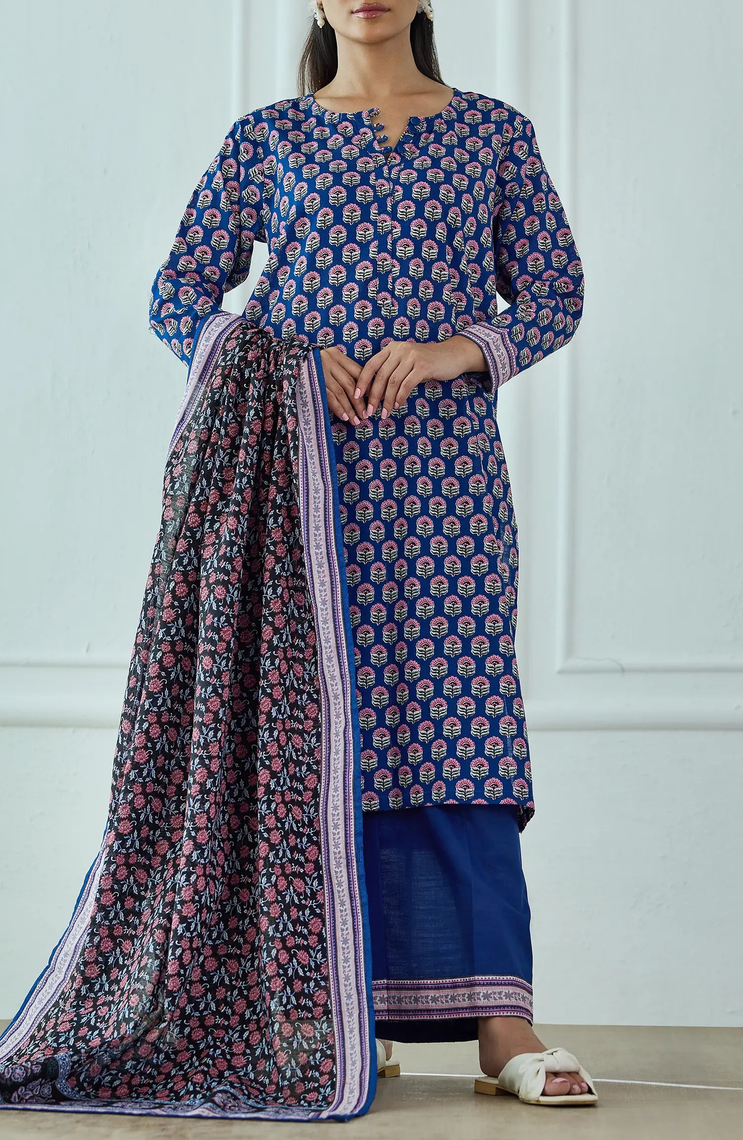 Unstitched | 3 Piece | Printed | Khaddar Shirt | OTL-25-442/U BLUE