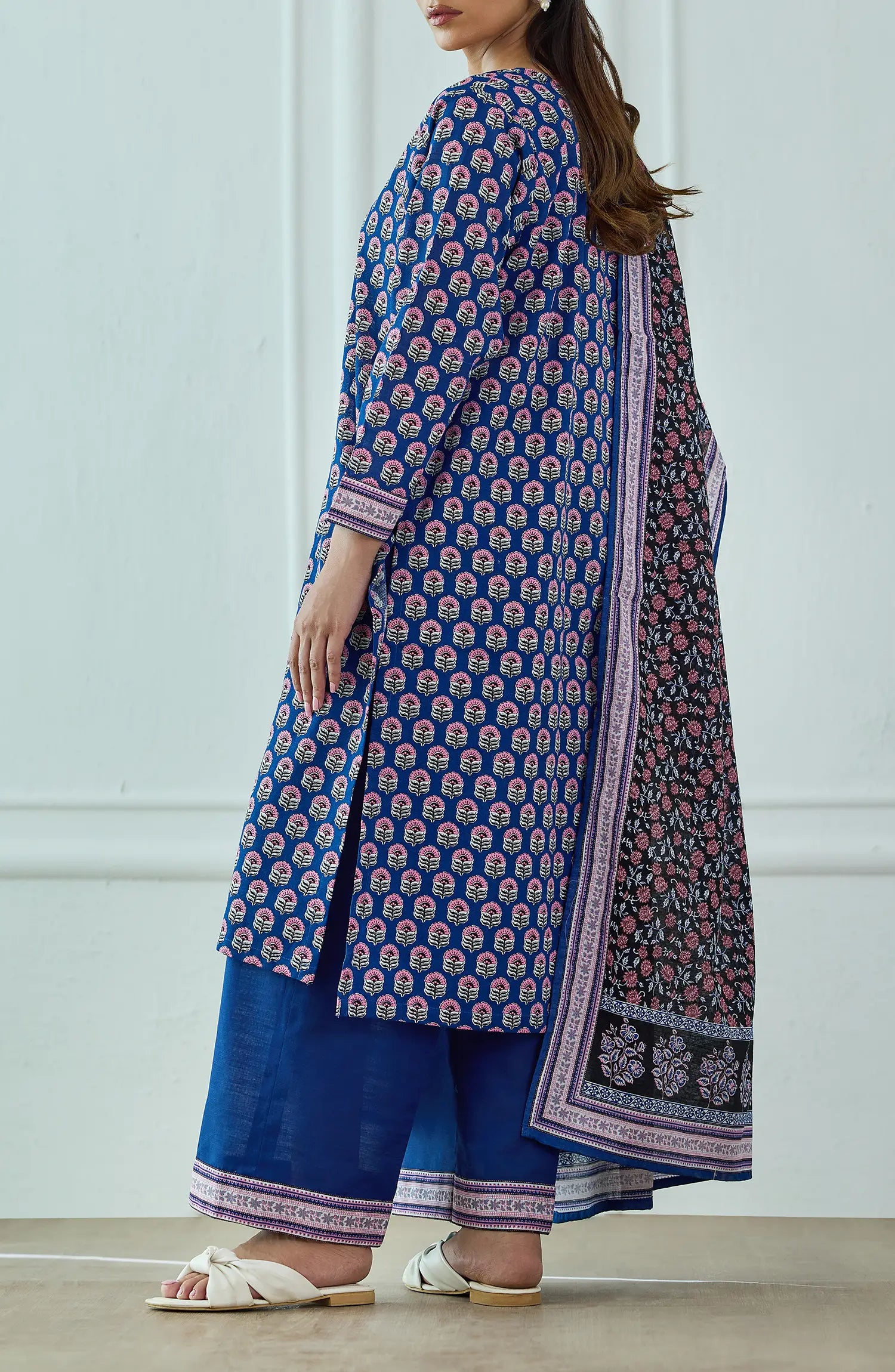 Unstitched | 3 Piece | Printed | Khaddar Shirt | OTL-25-442/U BLUE