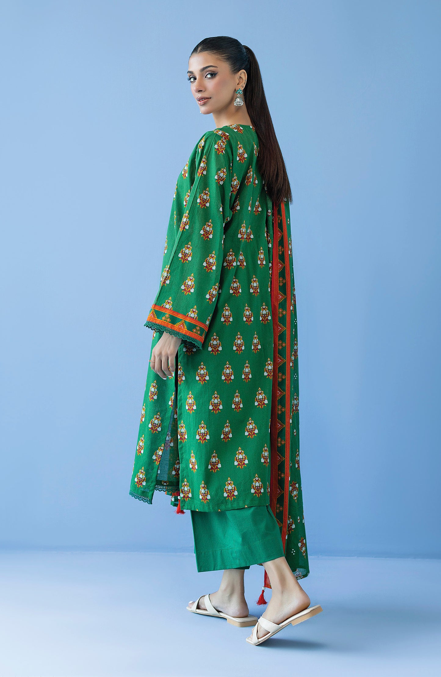OTL-23-286/U GREEN CAMBRIC  UNSTITCHED SHIRT DUPATTA PANTS