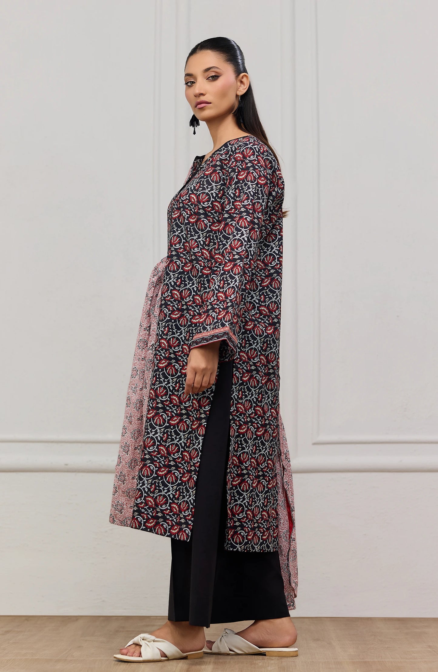 Unstitched | 3 Piece | Printed | Lawn Shirt | OTL-20595/U BLACK