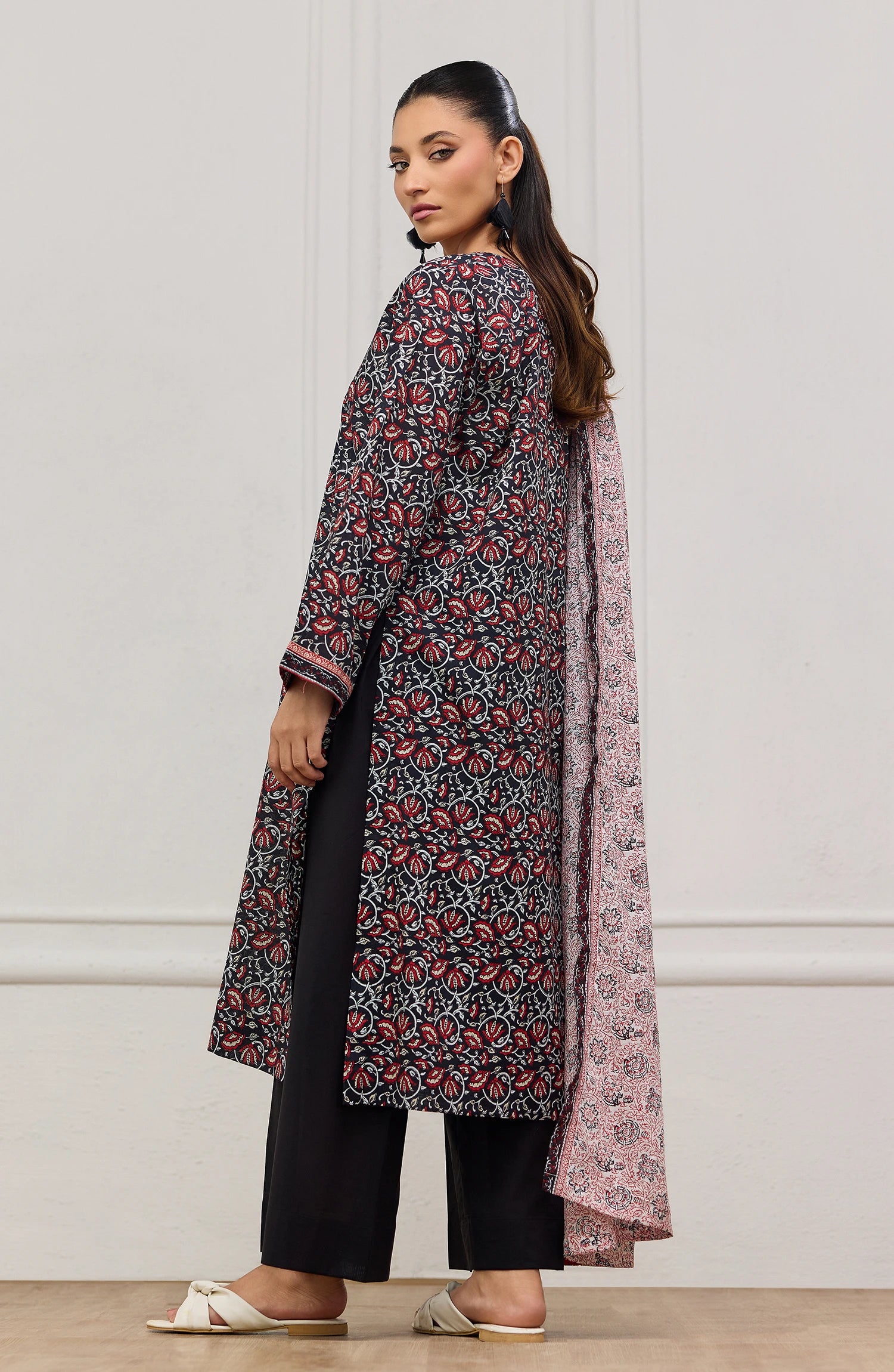 Unstitched | 3 Piece | Printed | Lawn Shirt | OTL-20595/U BLACK