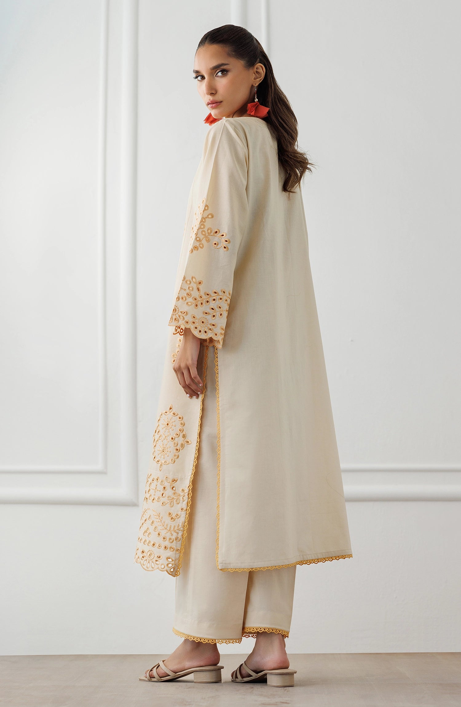 Stitched | 2 Piece | Embroidered | Cambric Shirt | WRHC25W-2001/S BEIGE