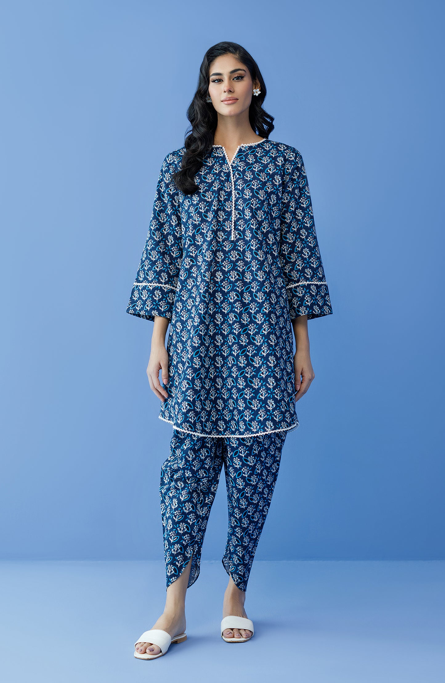 NRDS-23-202/U BLUE KHADDAR Women UNSTITCHED SHIRT PANTS