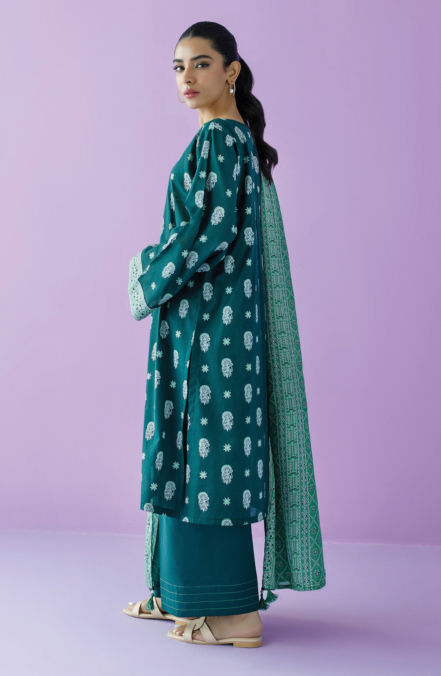 OTL-23-140/U GREEN LAWN  UNSTITCHED SHIRT DUPATTA PANTS