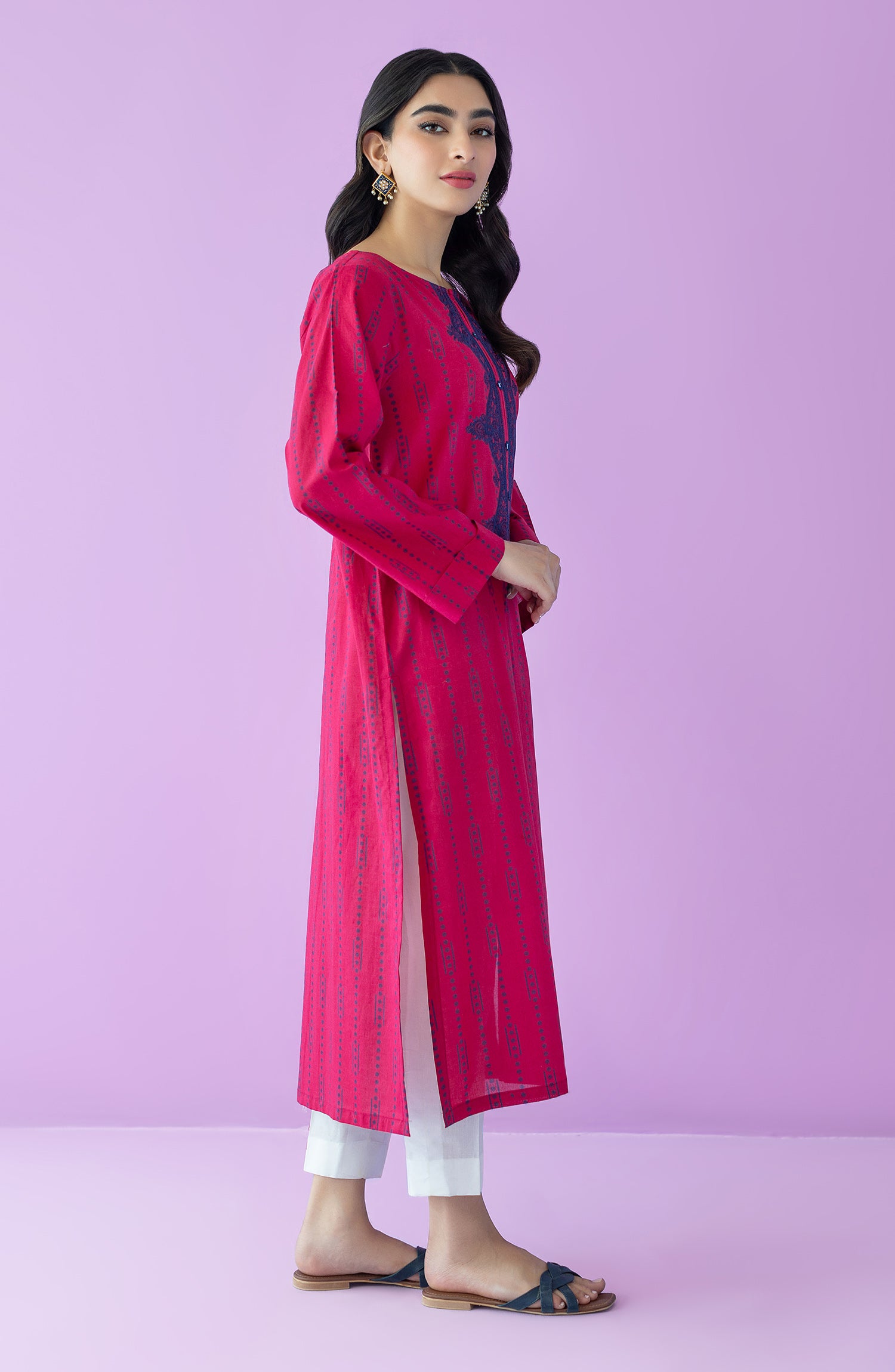 HCS-23-037/U RED LAWN SCSHIRT UNSTITCHED SHIRT