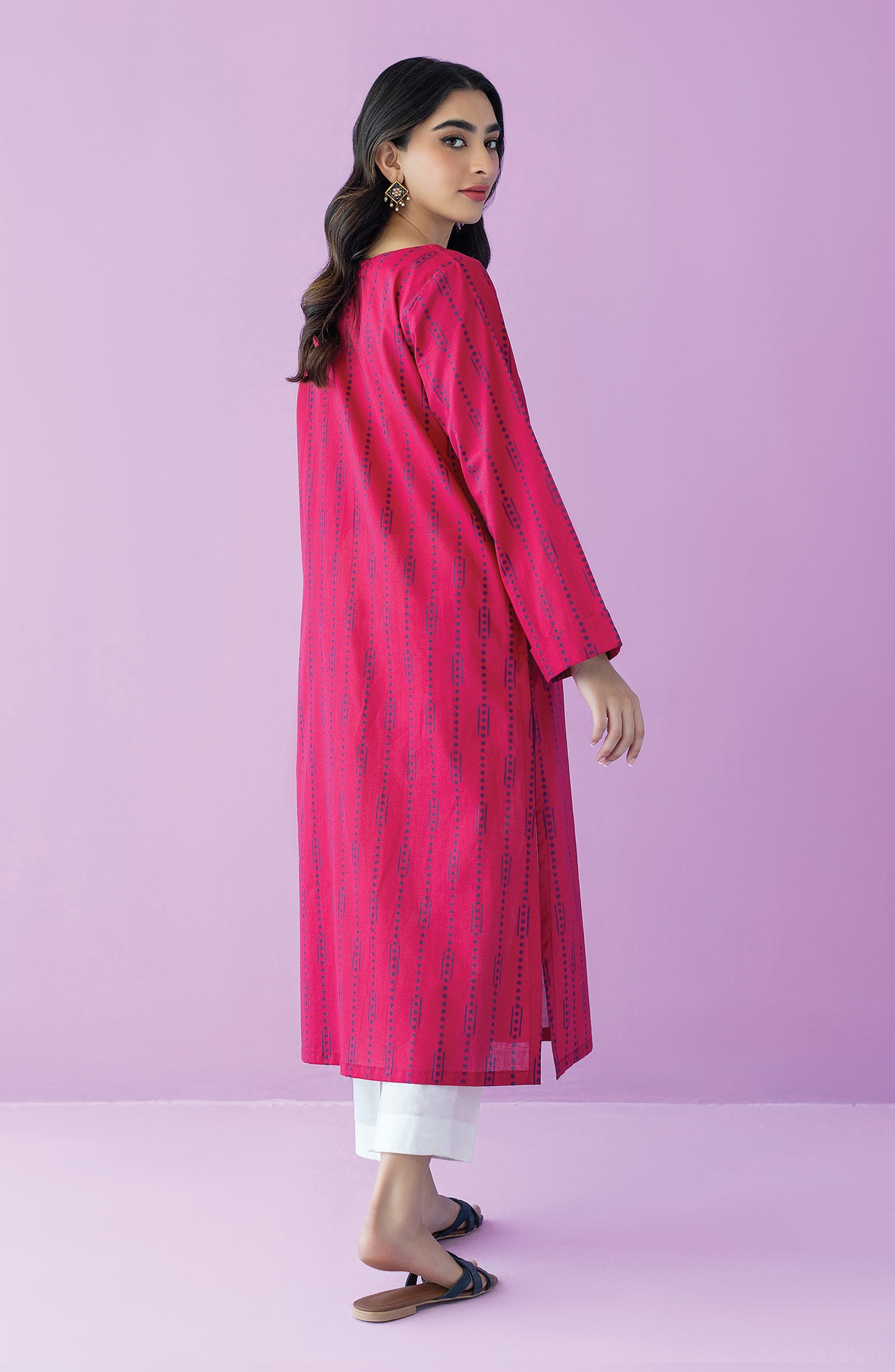HCS-23-037/U RED LAWN SCSHIRT UNSTITCHED SHIRT