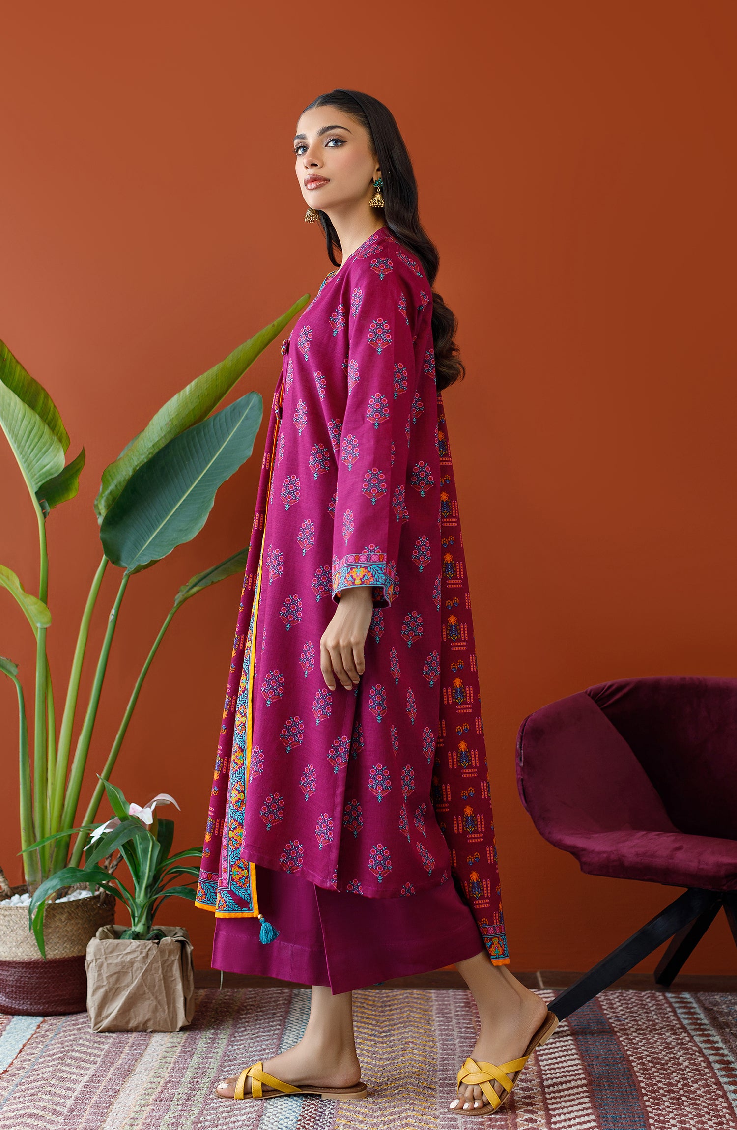 OTL-23-335/U MAGENTA KHADDAR Women UNSTITCHED SHIRT DUPATTA PANTS