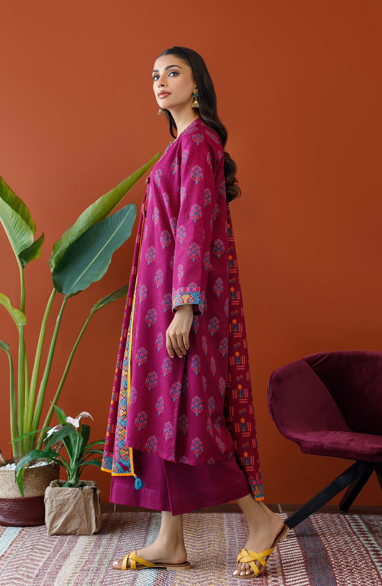 OTL-23-335/U MAGENTA KHADDAR Women UNSTITCHED SHIRT DUPATTA PANTS