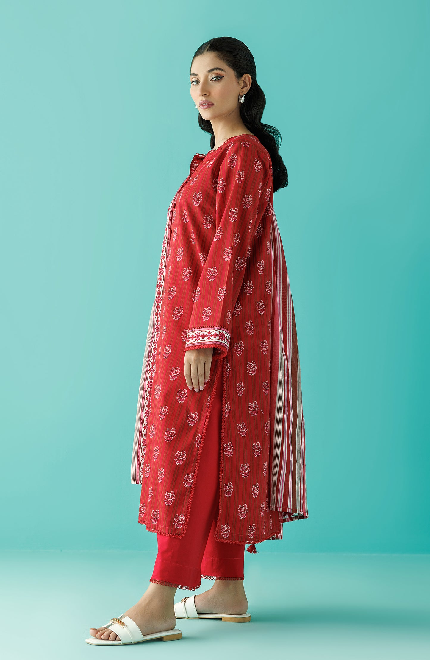 Unstitched 3 Piece Printed Lawn Shirt , Cambric Pant and Lawn Dupatta (OTL-24-223/U RED)