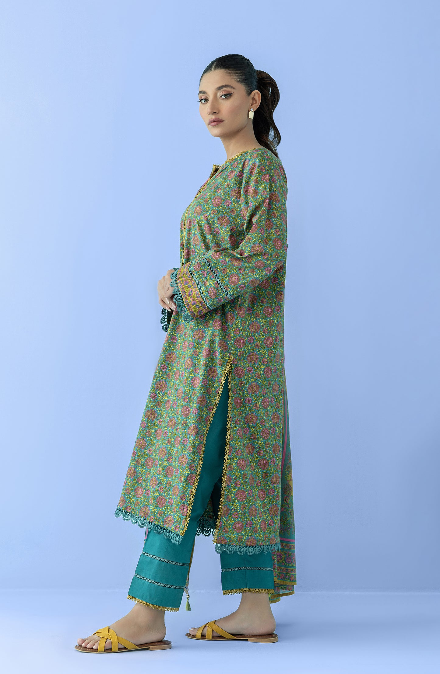 Unstitched 3 Piece Printed Lawn Shirt , Cambric Pant and Lawn Dupatta (OTL-24-068/U TEAL)