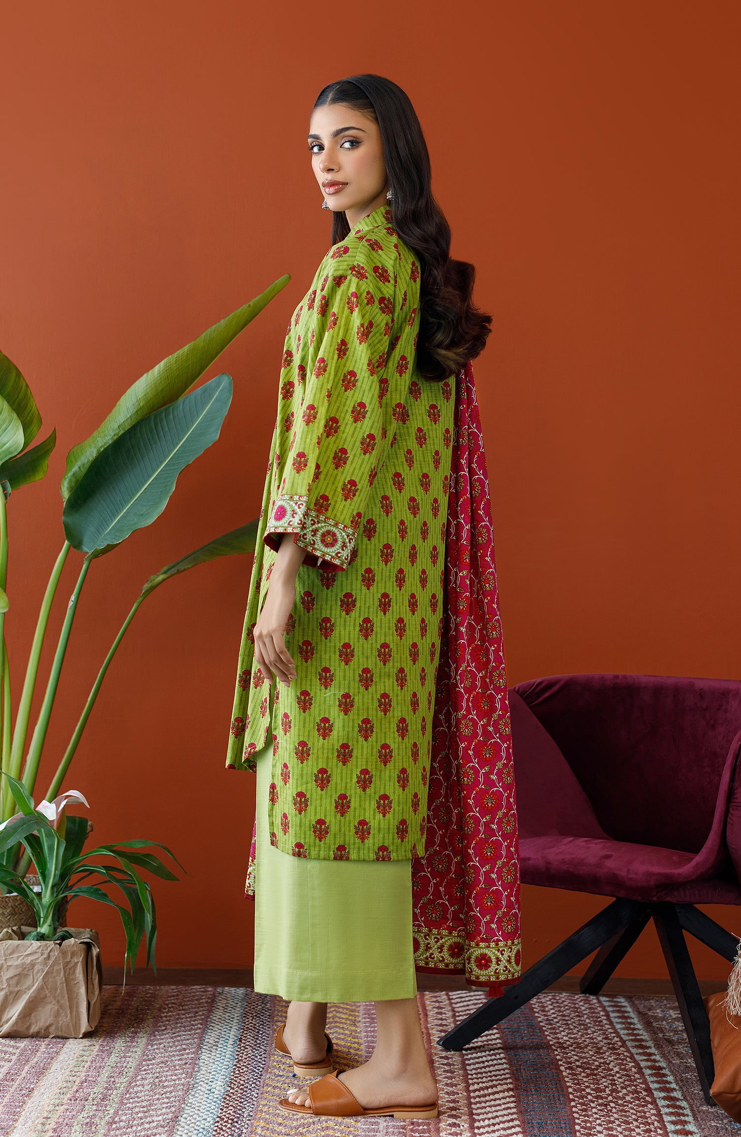 OTL-23-238/U GREEN KHADDAR Women UNSTITCHED SHIRT DUPATTA PANTS
