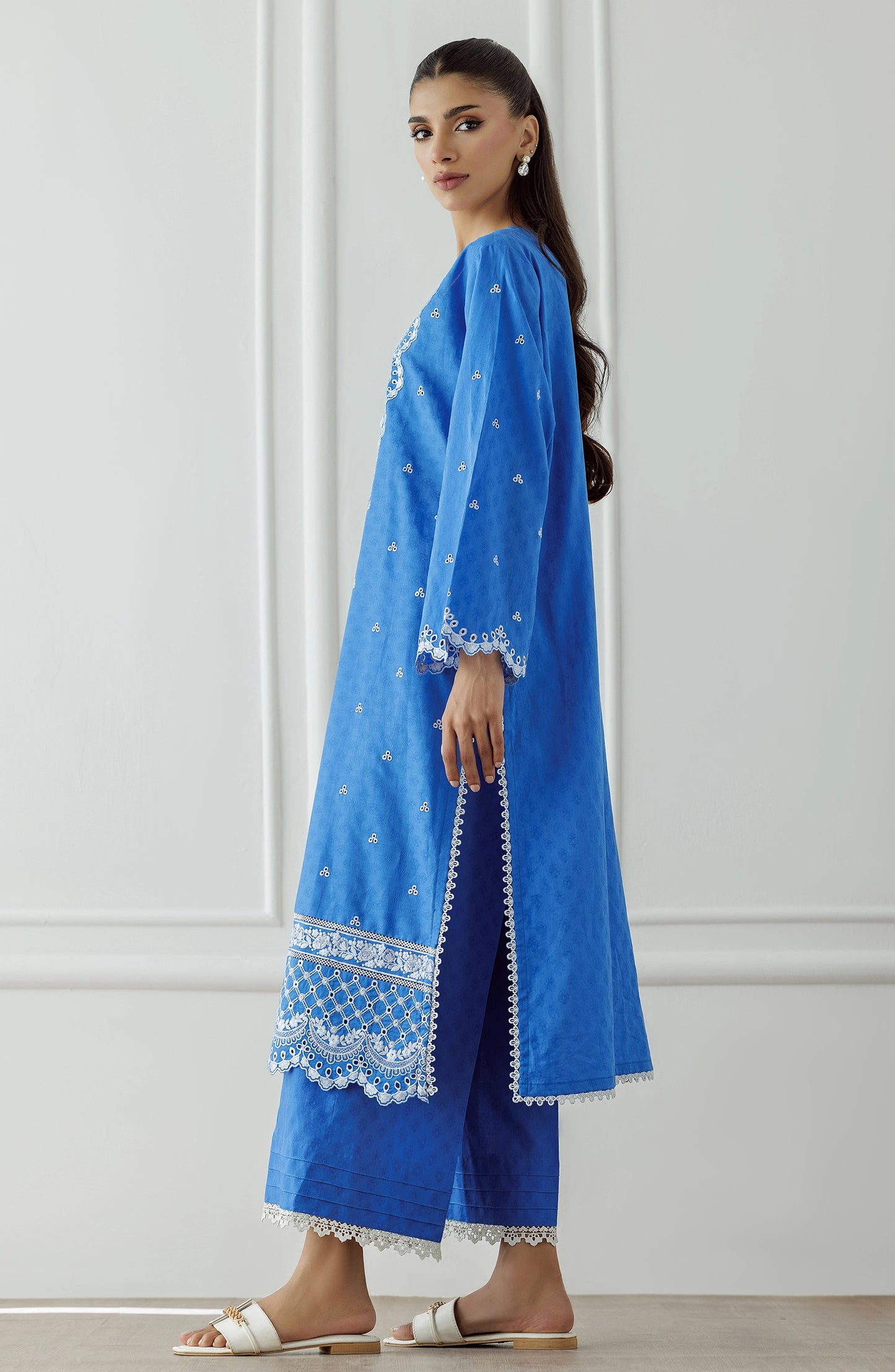 Stitched | 2 Piece | Luxury Premium Embroidered | WRCJ25S-2004