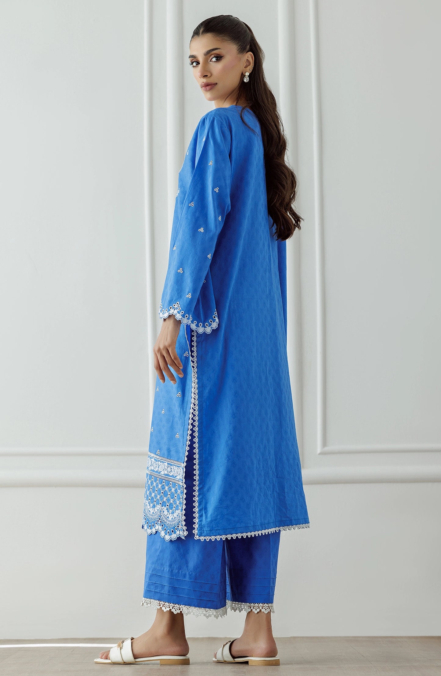 Stitched | 2 Piece | Luxury Premium Embroidered | WRCJ25S-2004