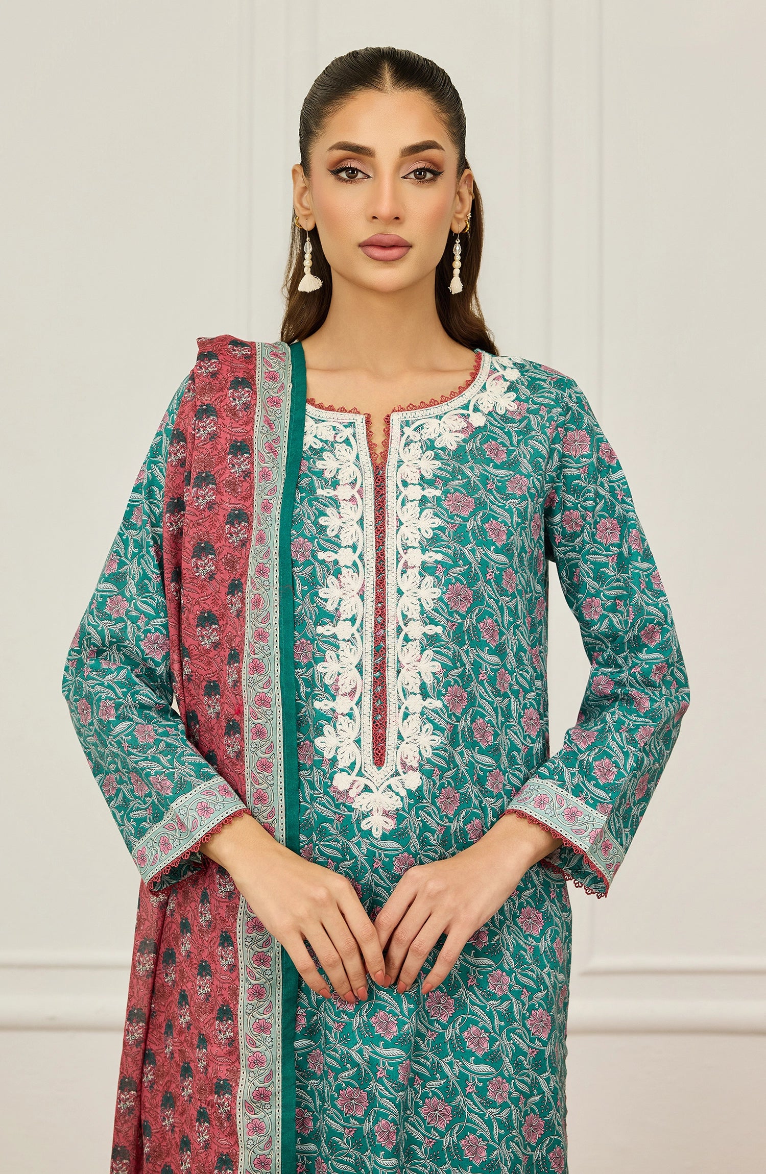 Unstitched | 3 Piece | Embroidered | Lawn Shirt | OTL-20925/U GREEN