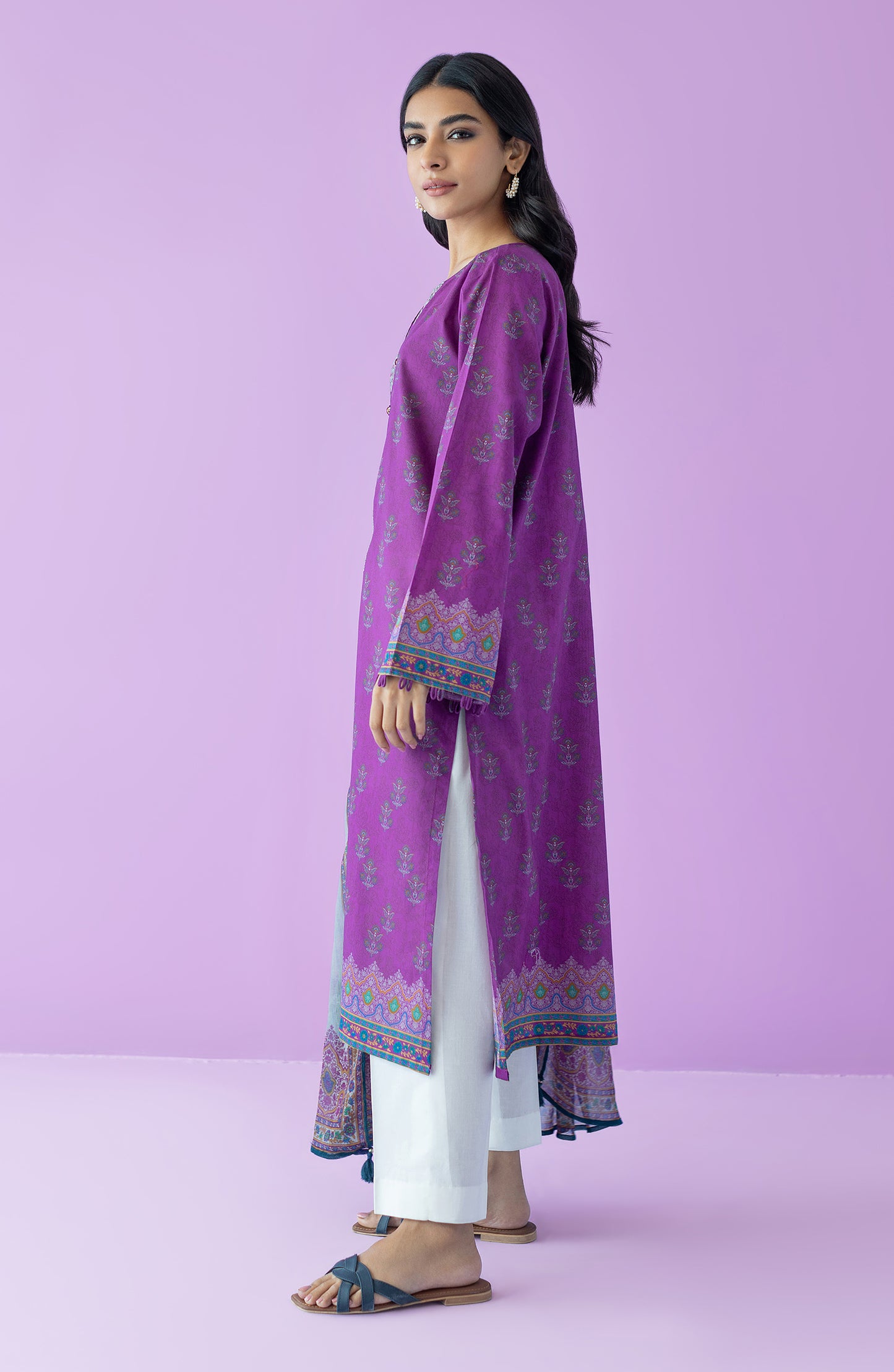 NRDS-23-067/U PURPLE LAWN  UNSTITCHED SHIRT DUPATTA