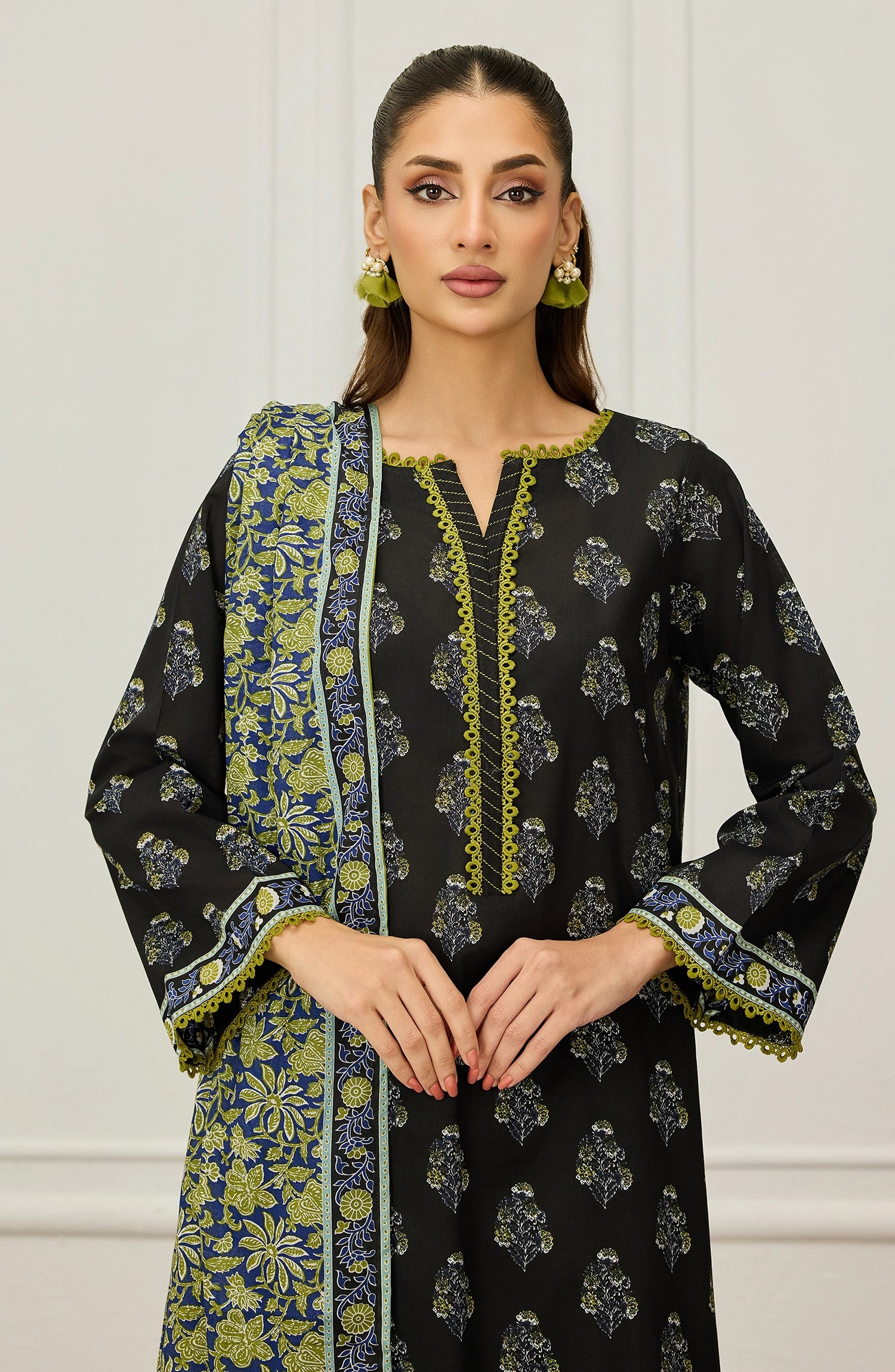 Unstitched | 3 Piece | Printed | Lawn Shirt | OTL-20575/U BLACK