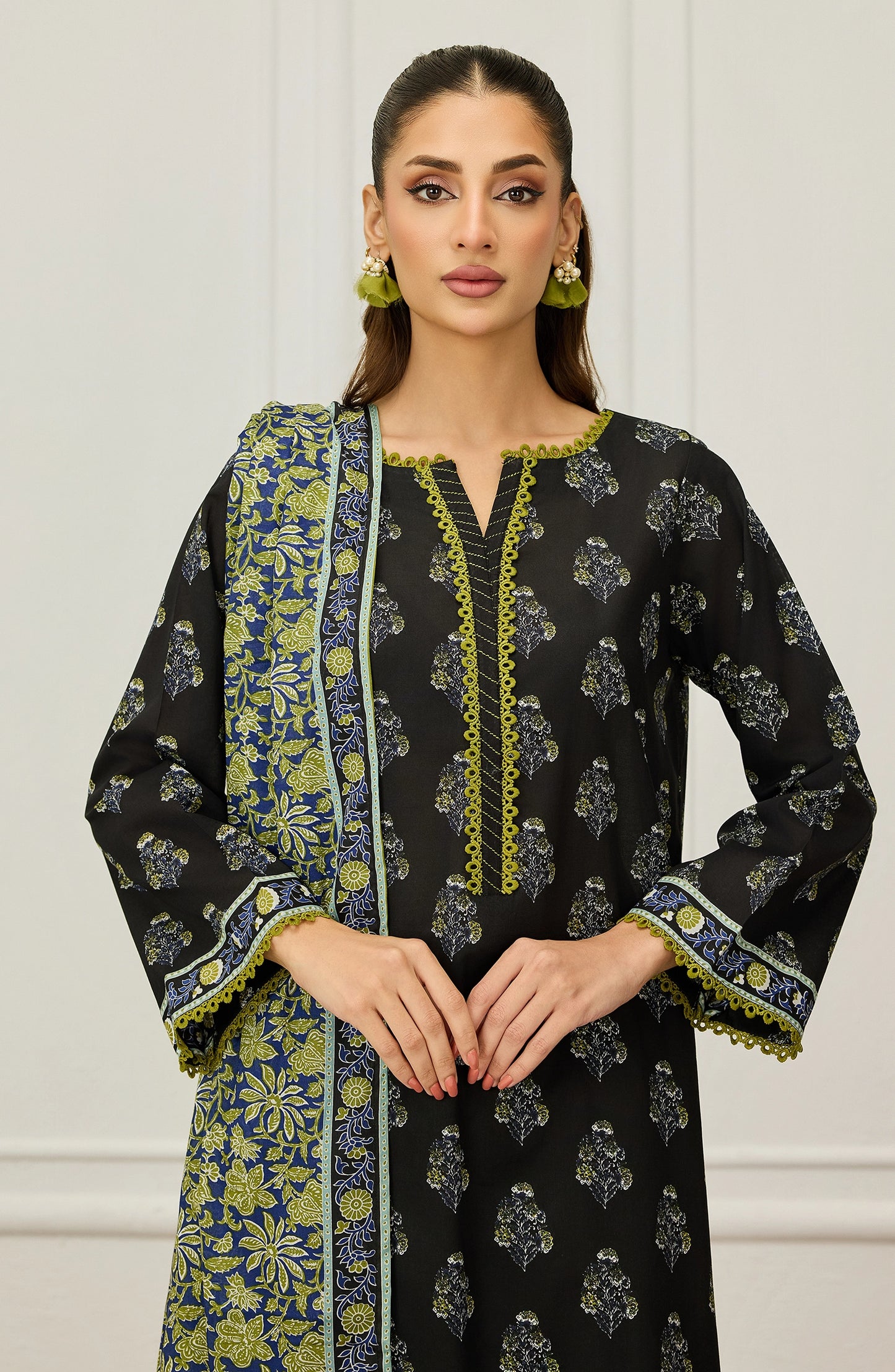 Unstitched | 3 Piece | Printed | Lawn Shirt | OTL-20575/U BLACK