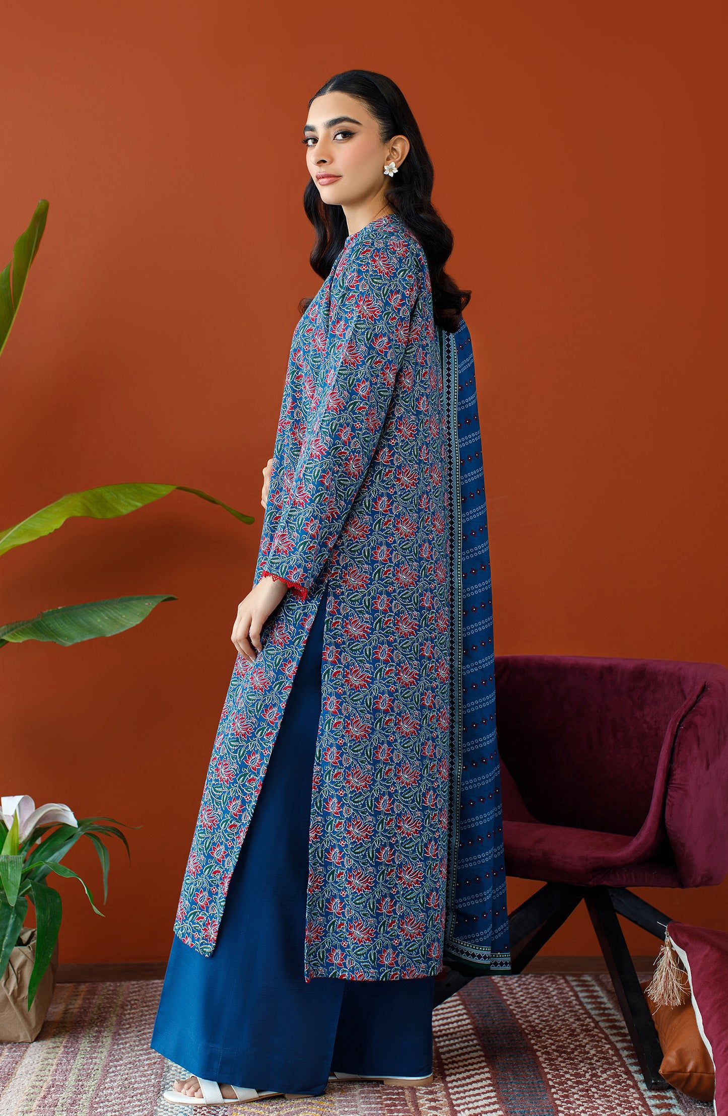 OTL-23-334/U BLUE KHADDAR Women UNSTITCHED SHIRT DUPATTA PANTS