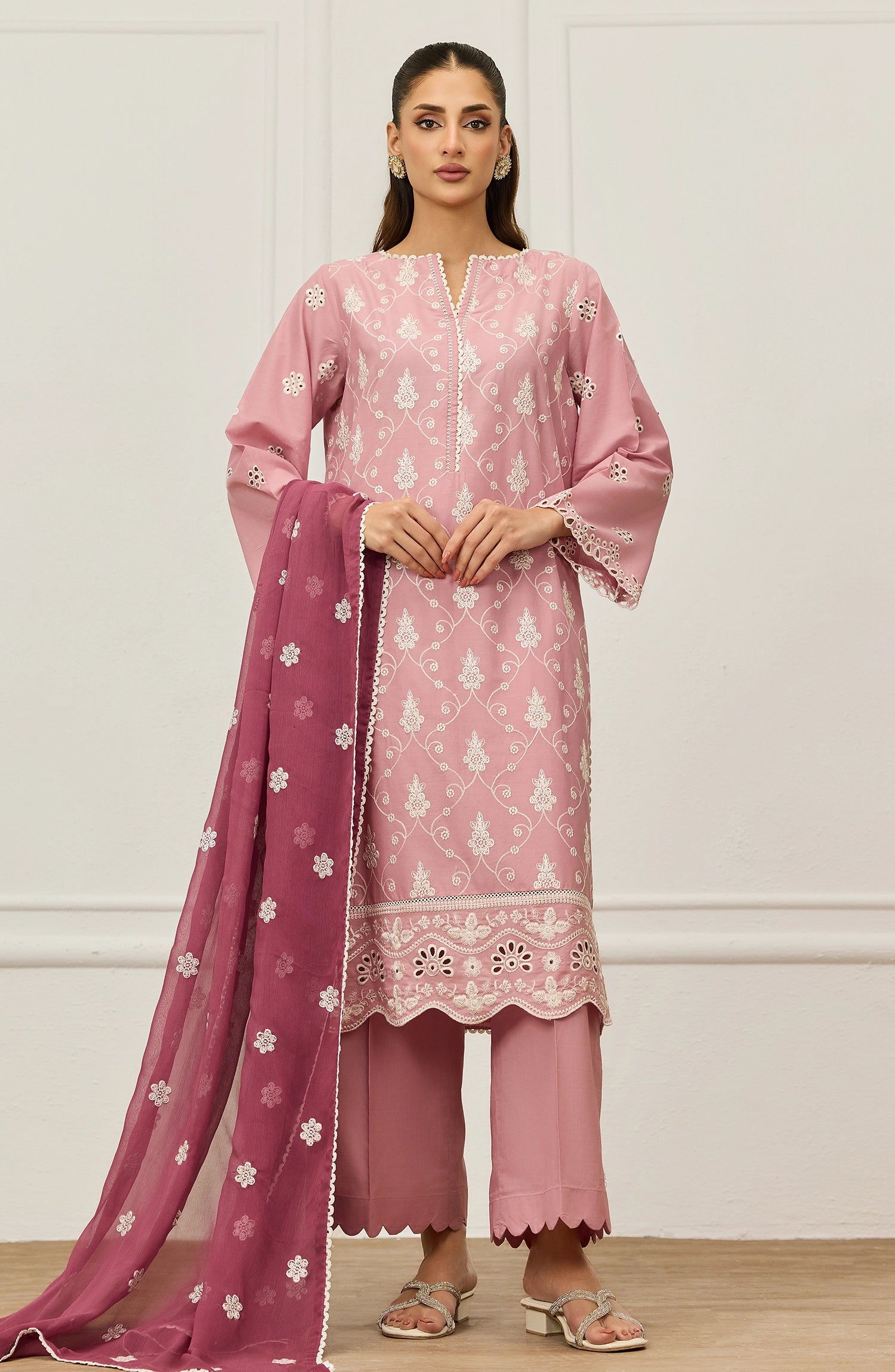 Unstitched | 3 Piece | Embroidered | CHIKANKARI Shirt | WRFC25S-3027/U LIGHT PINK