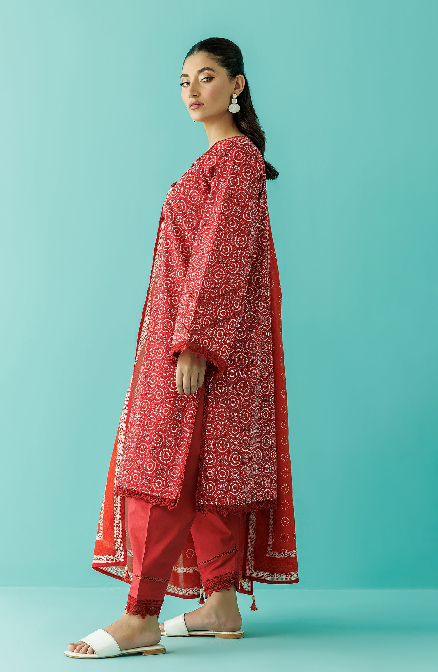 Unstitched 3 Piece Printed Lawn Shirt , Cambric Pant and Lawn Dupatta (OTL-24-050/U RED)