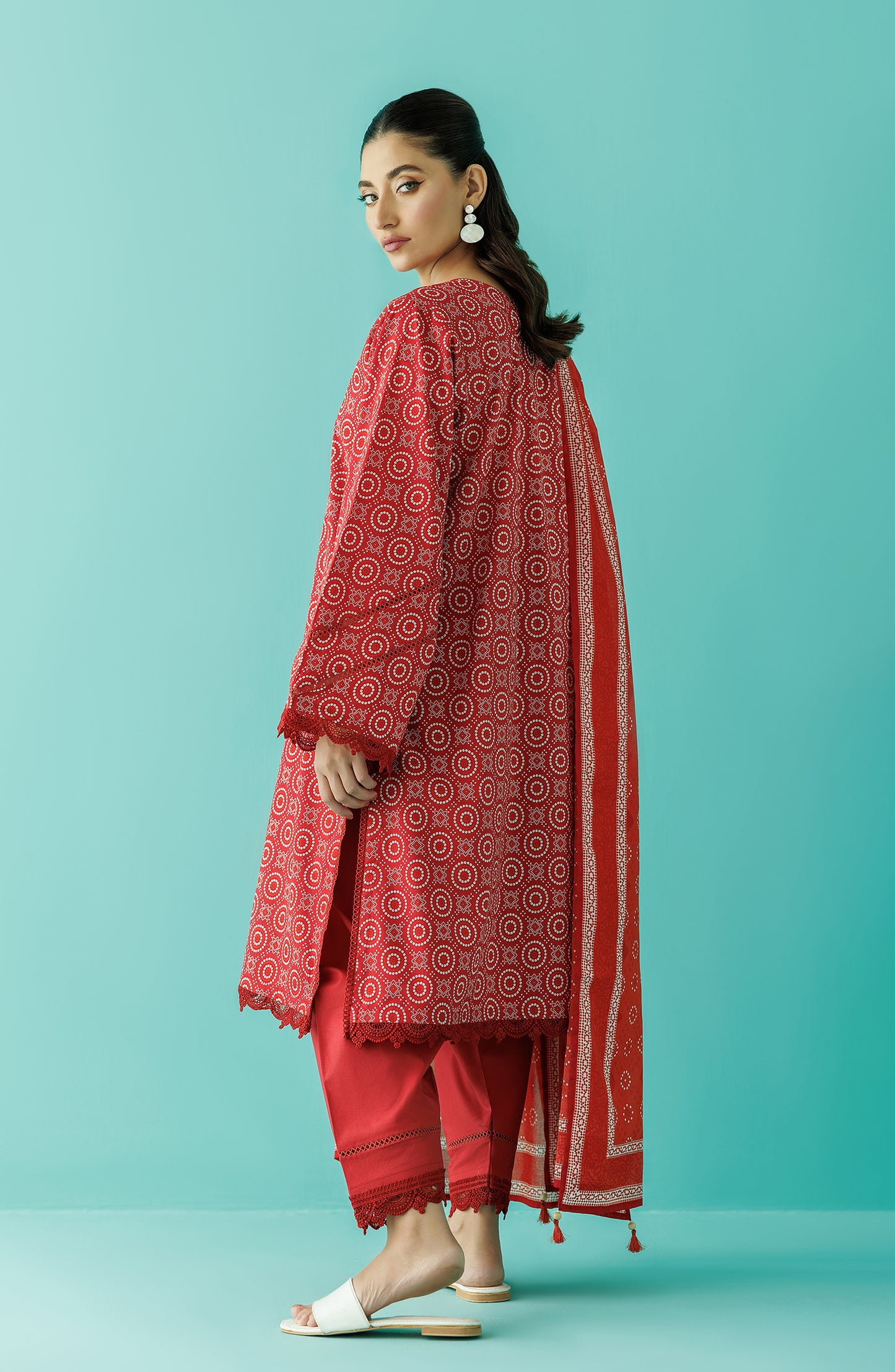 Unstitched 3 Piece Printed Lawn Shirt , Cambric Pant and Lawn Dupatta (OTL-24-050/U RED)
