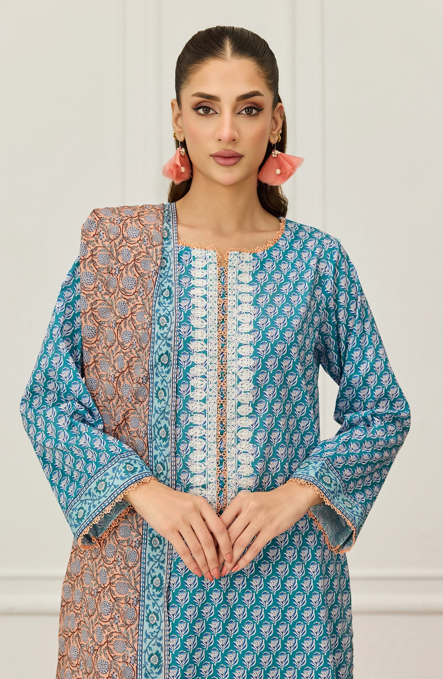 Unstitched | 3 Piece | Embroidered | Lawn Shirt | OTL-20016/U GREEN