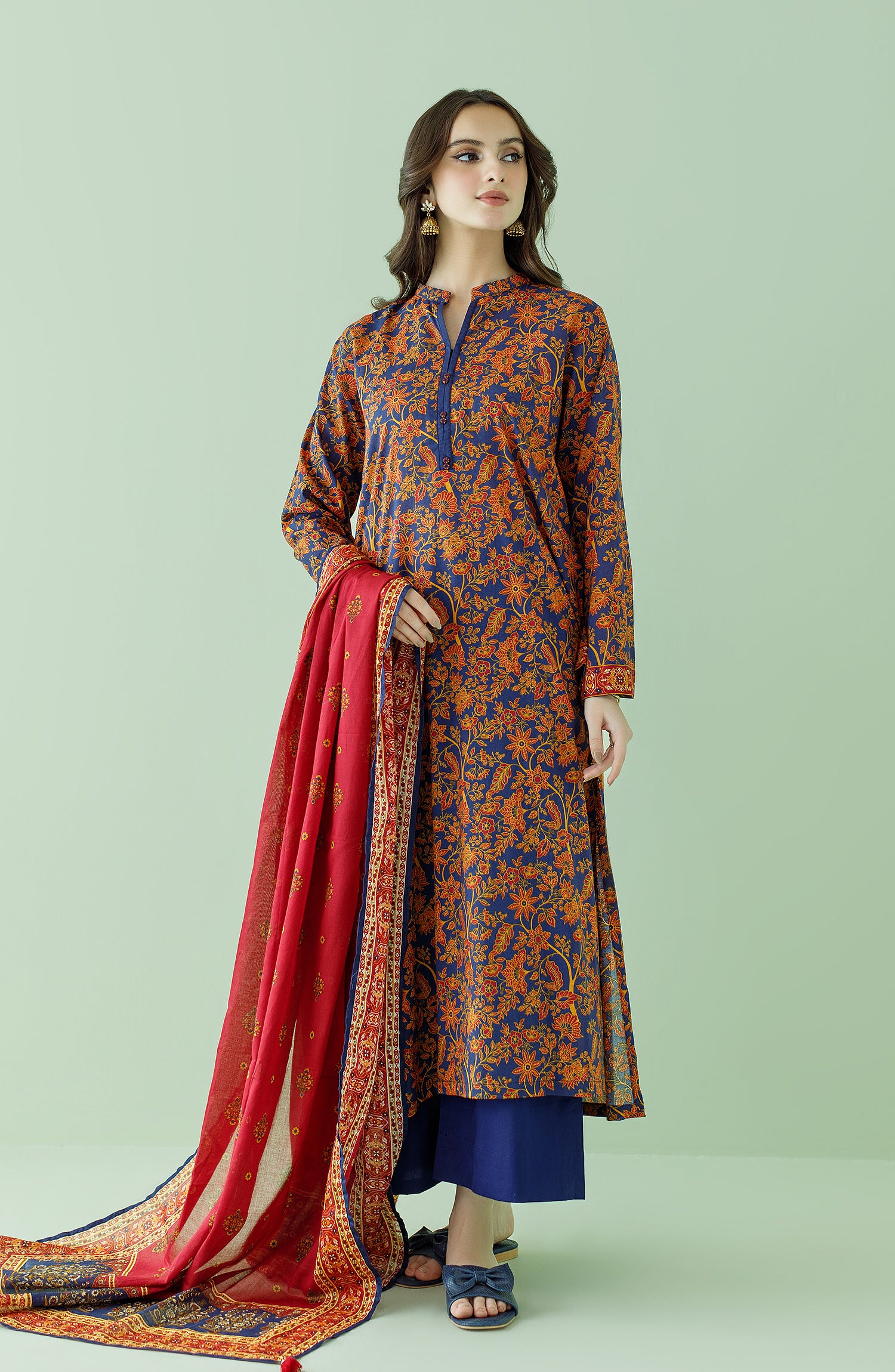 lawn 2-piece suits for ladies in Pakistan