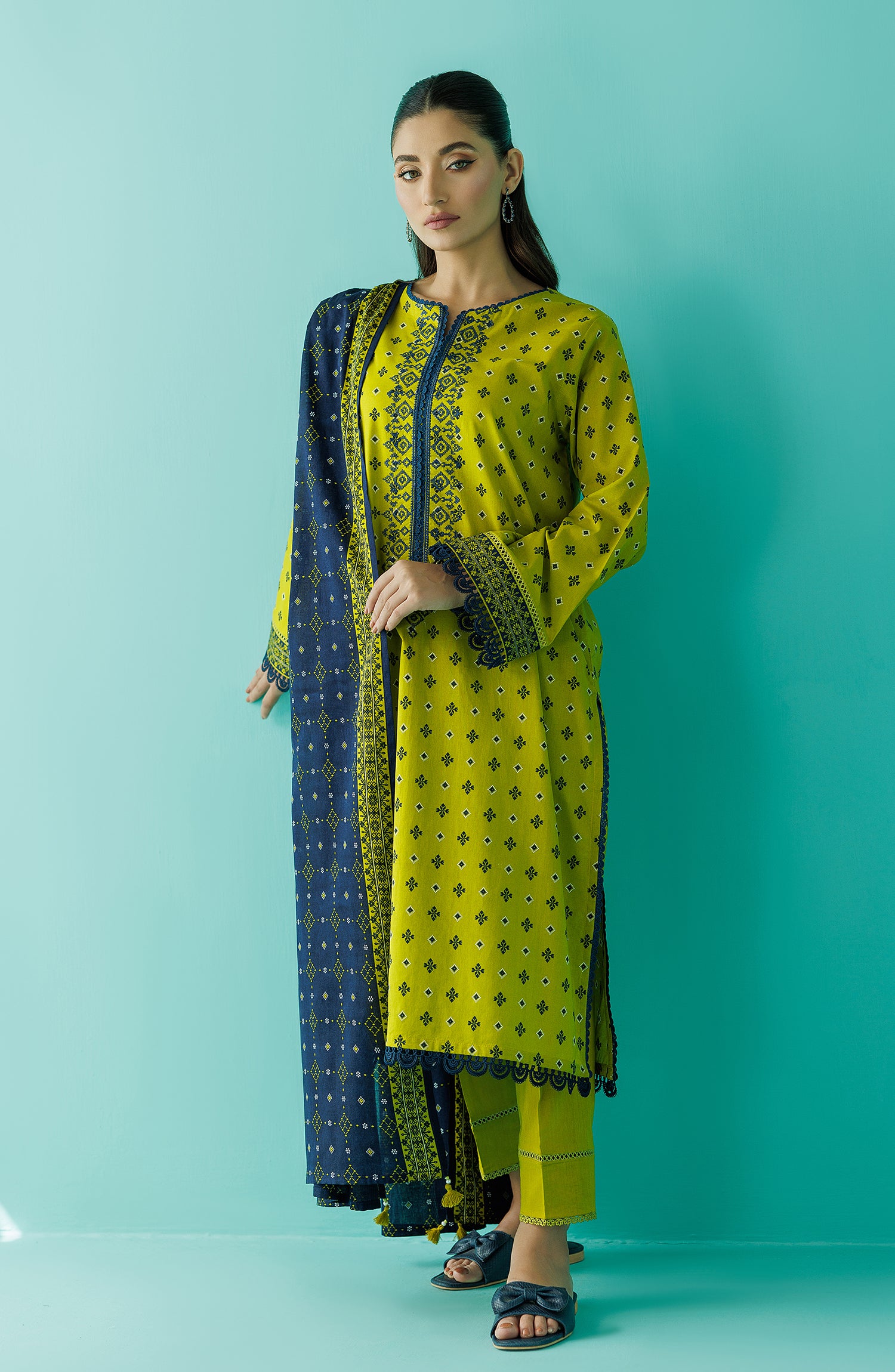 Unstitched 3 Piece Embroidered Lawn Shirt , Cambric Pant and Lawn Dupatta (OTL-24-008/U GREEN)