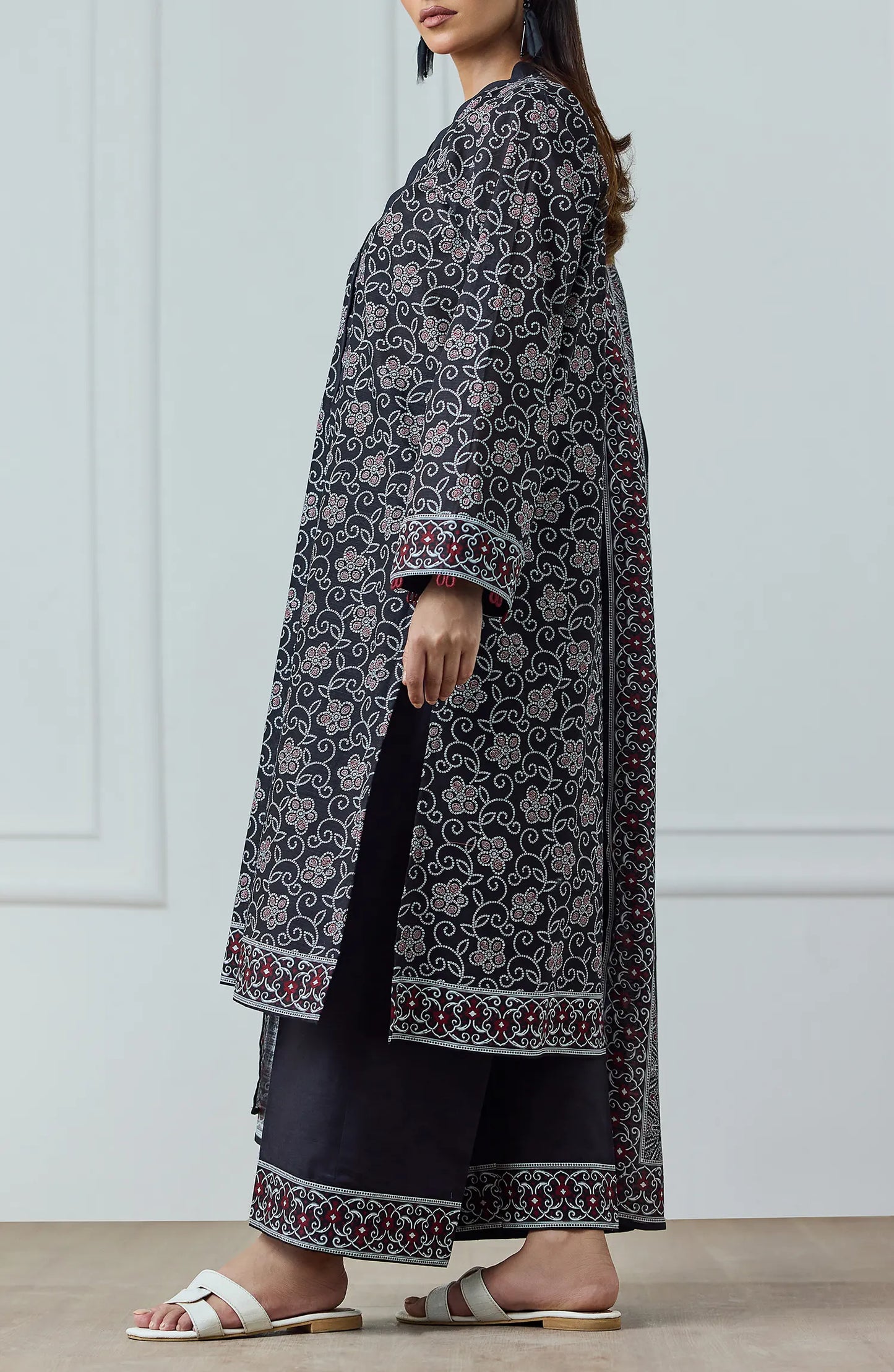 Unstitched | 3 Piece | Printed Khaddar | OTL-25-414
