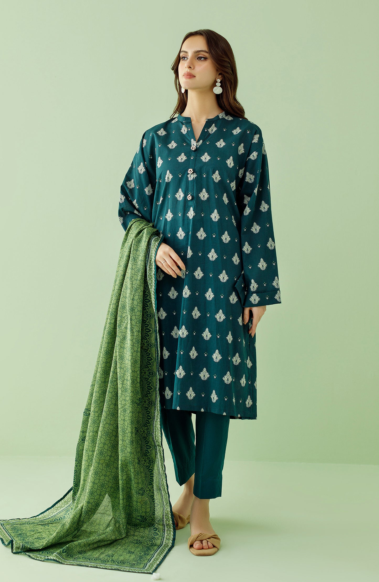 OTL-23-345/U D.GREEN LAWN Women UNSTITCHED SHIRT DUPATTA PANTS