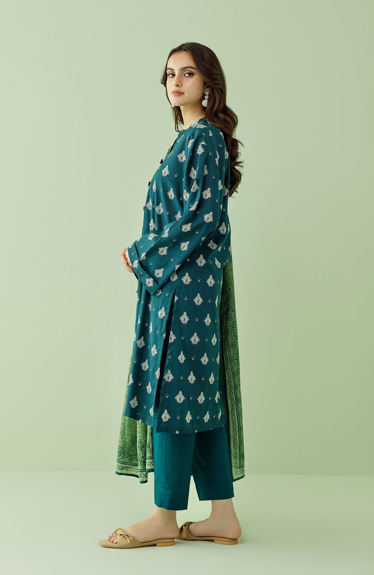 OTL-23-345/U D.GREEN LAWN Women UNSTITCHED SHIRT DUPATTA PANTS