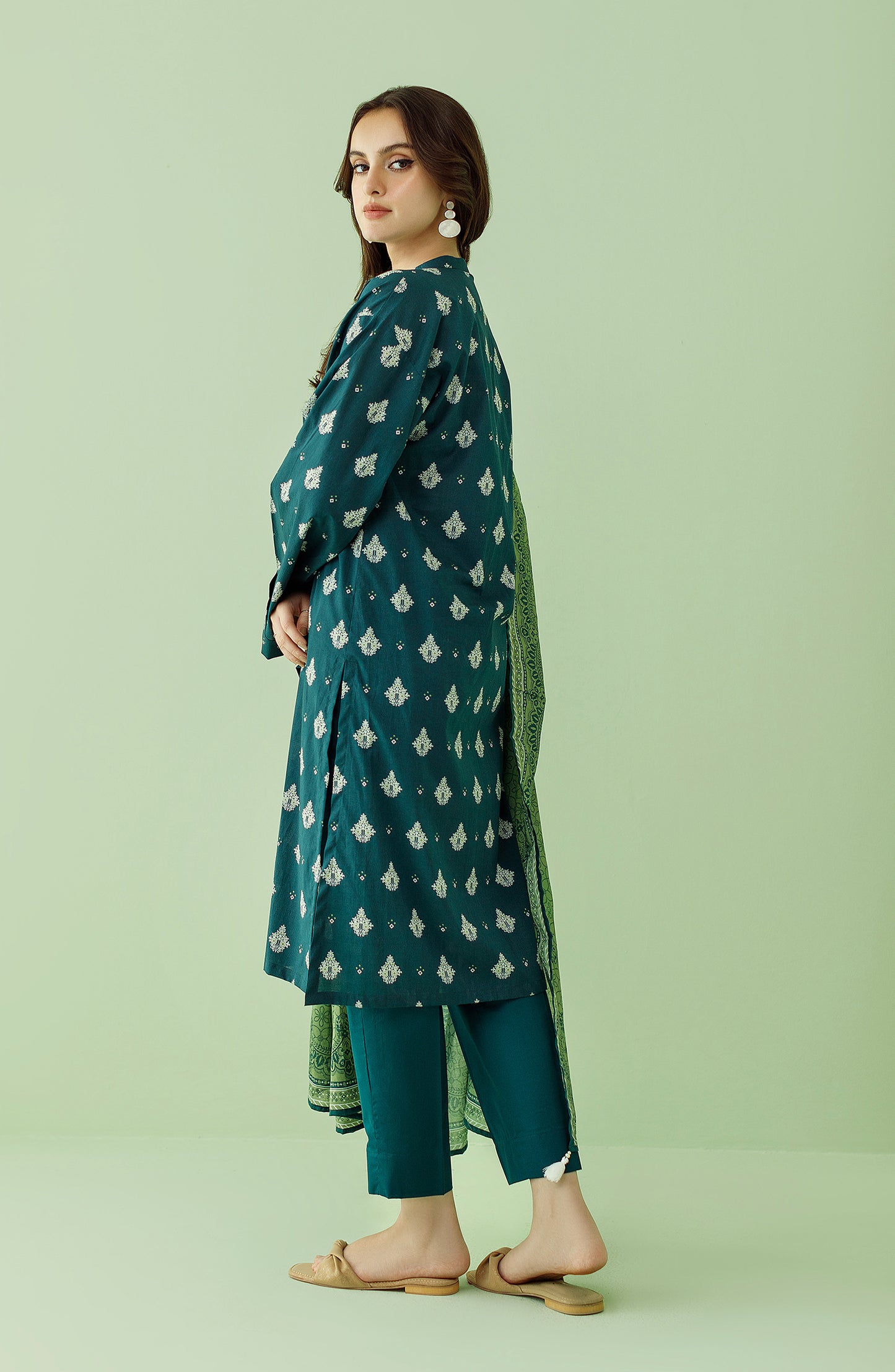 OTL-23-345/U D.GREEN LAWN Women UNSTITCHED SHIRT DUPATTA PANTS