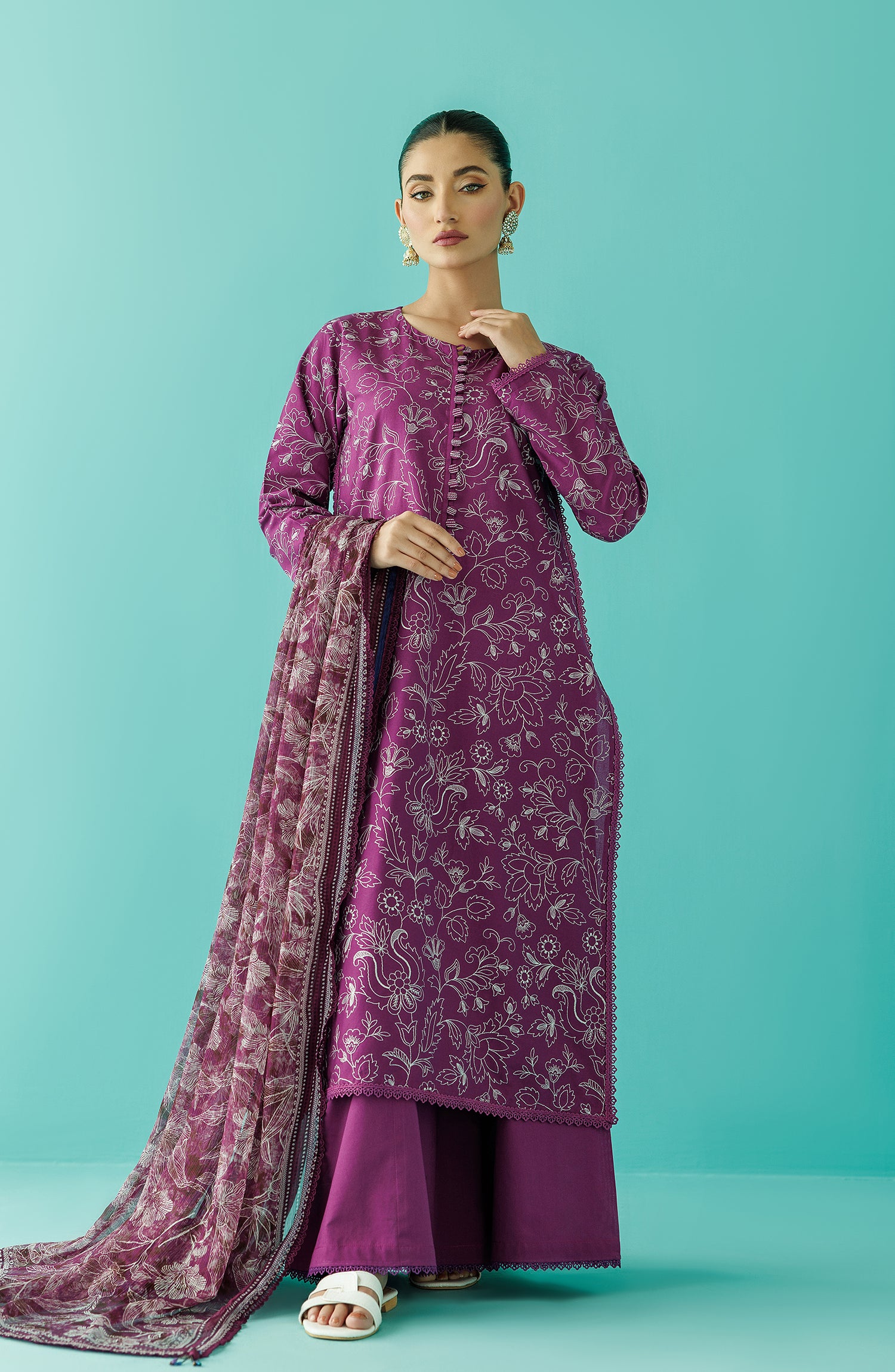 3 piece embroidery lawn suit unstitched