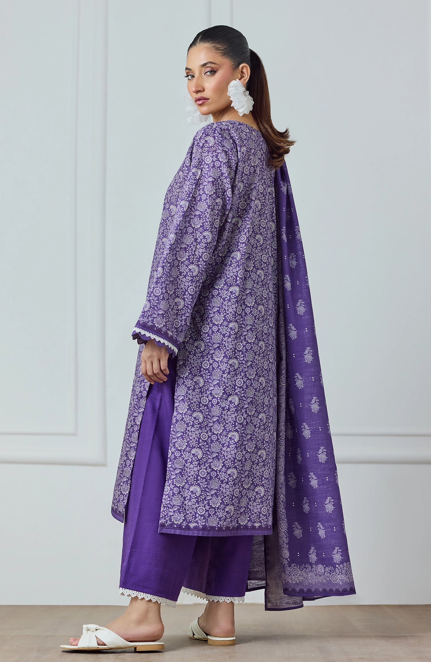 Unstitched | 3 Piece | Printed Khaddar | OTL-25-423
