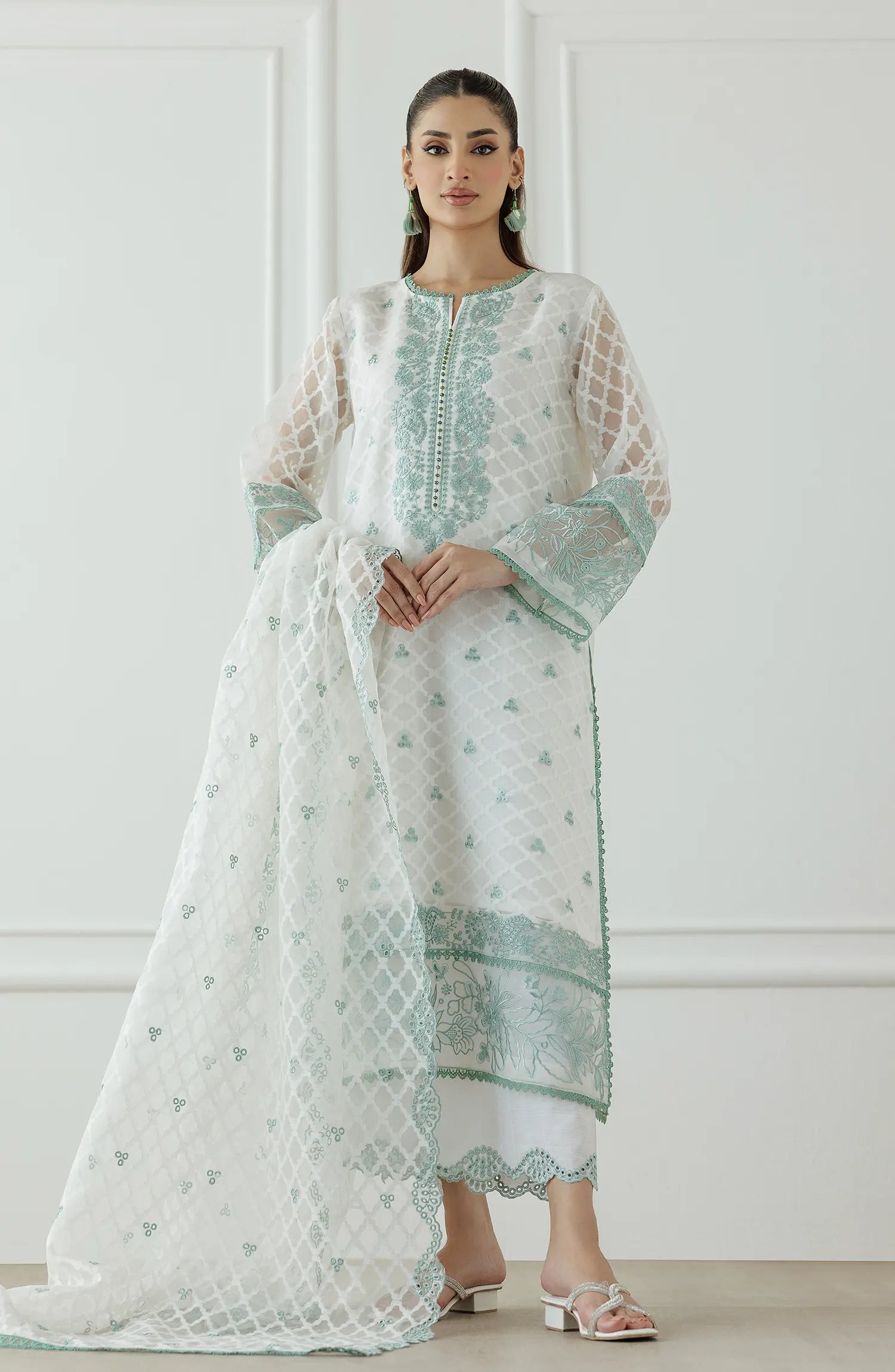 Stitched | 3 Piece | Embroidered | Jacquard Shirt | WRFC25S-3013/S WHITE